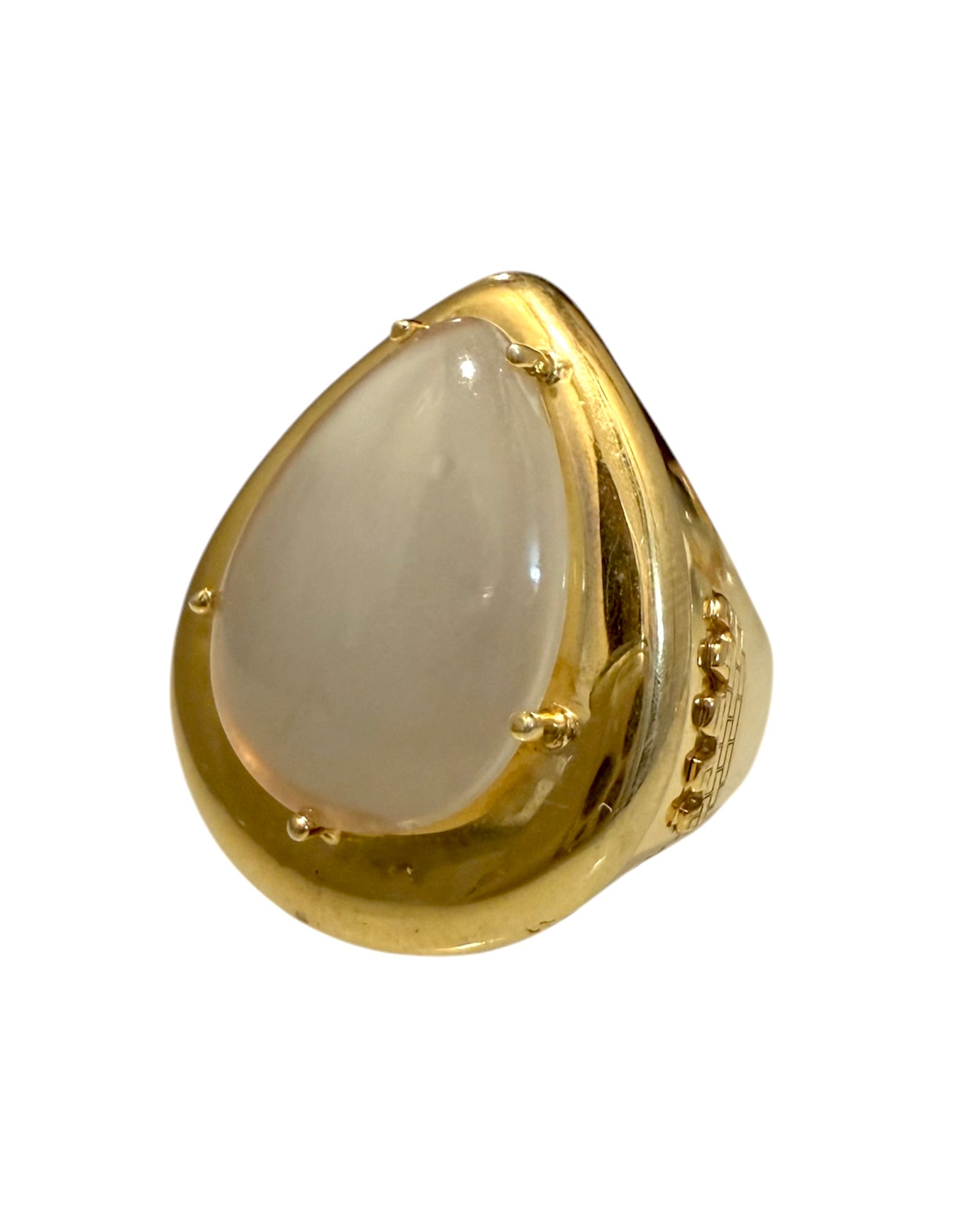 White Ring in Gold Plated Silver