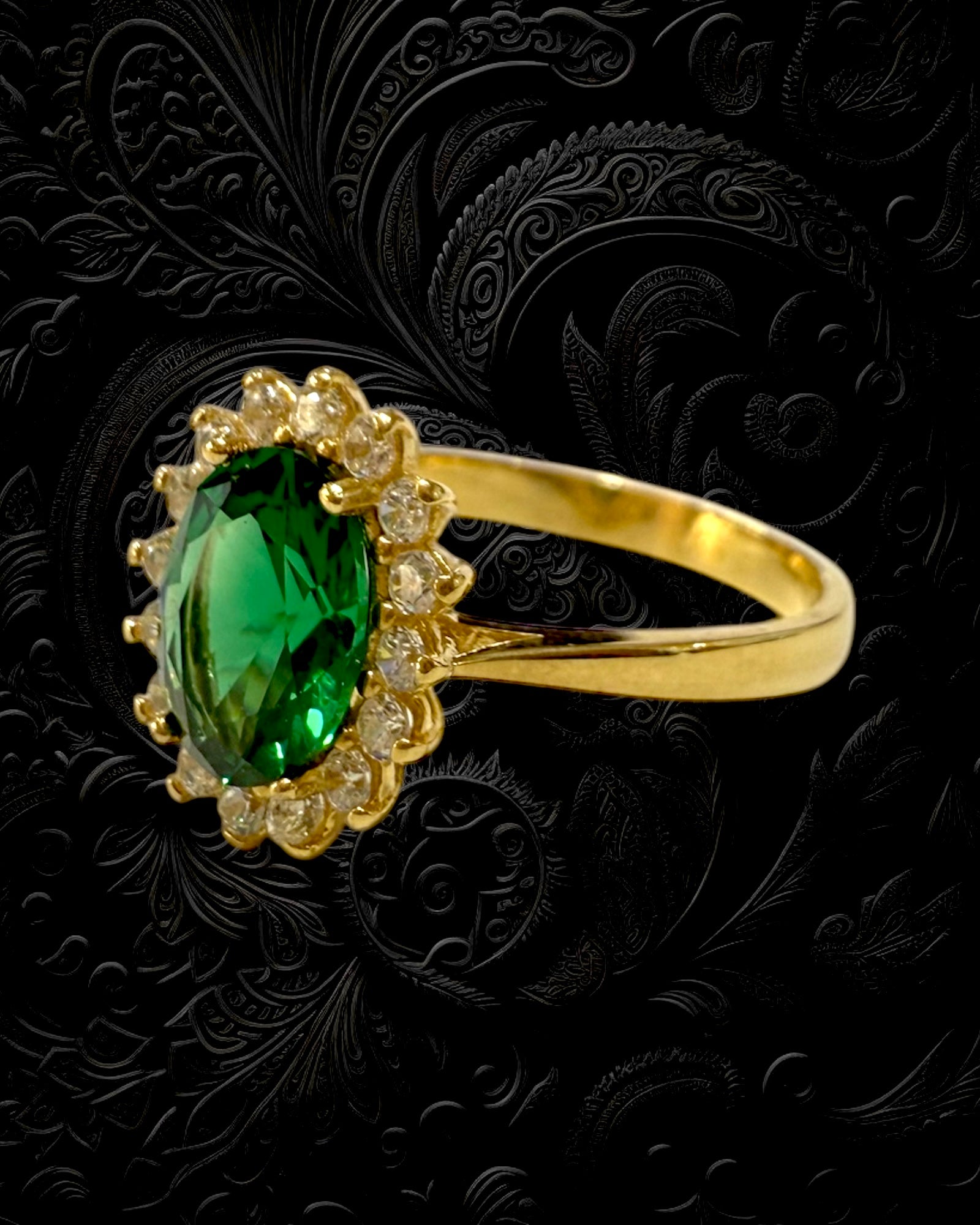 Anel Lady Di Verde Ouro