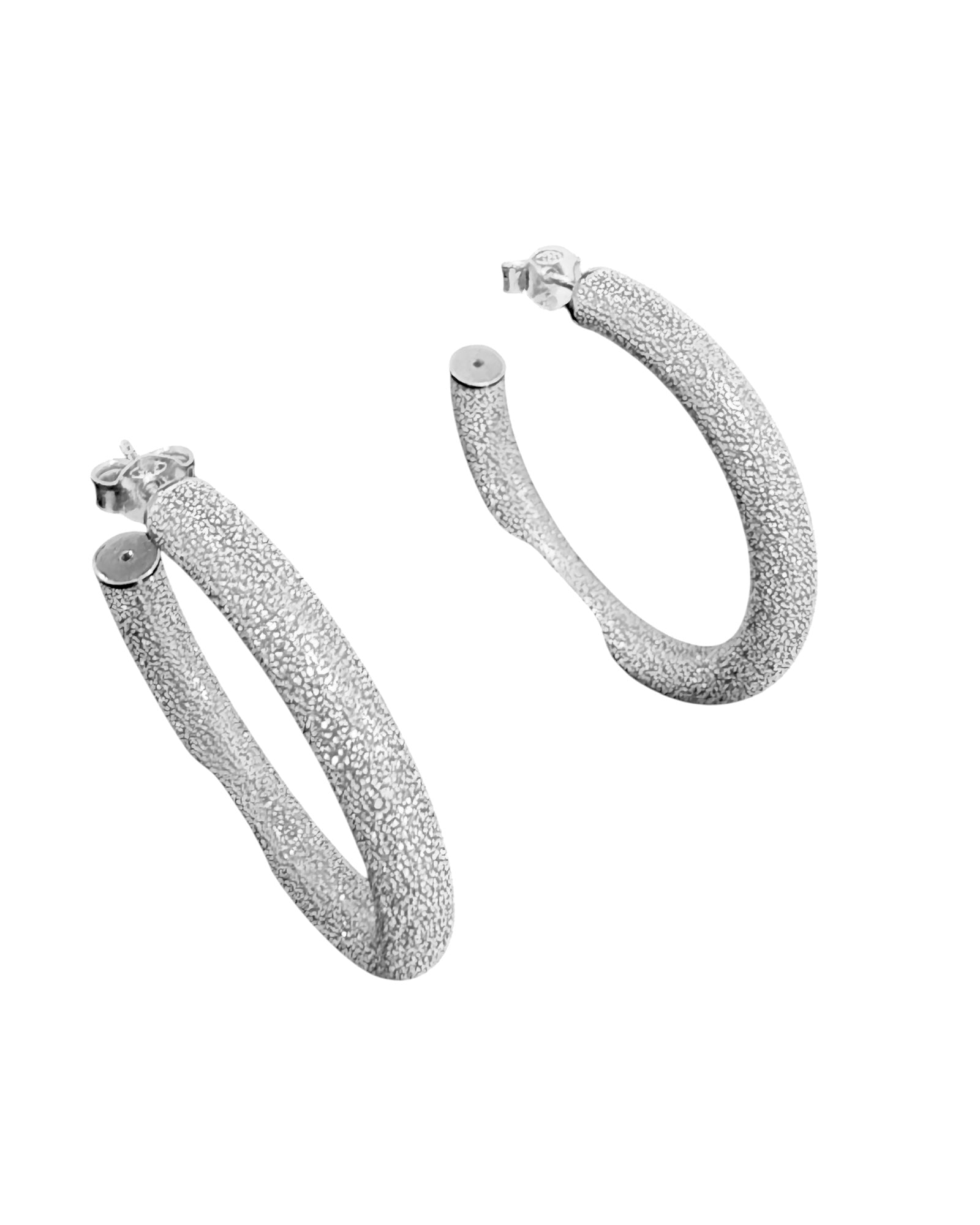 Argolas Diamantadas em Prata