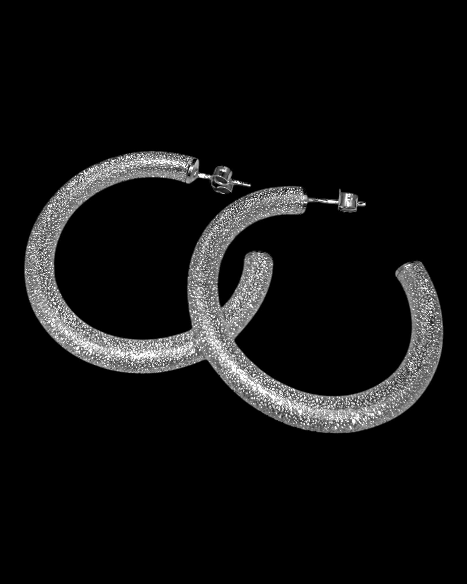 Argolas Diamantadas em Prata