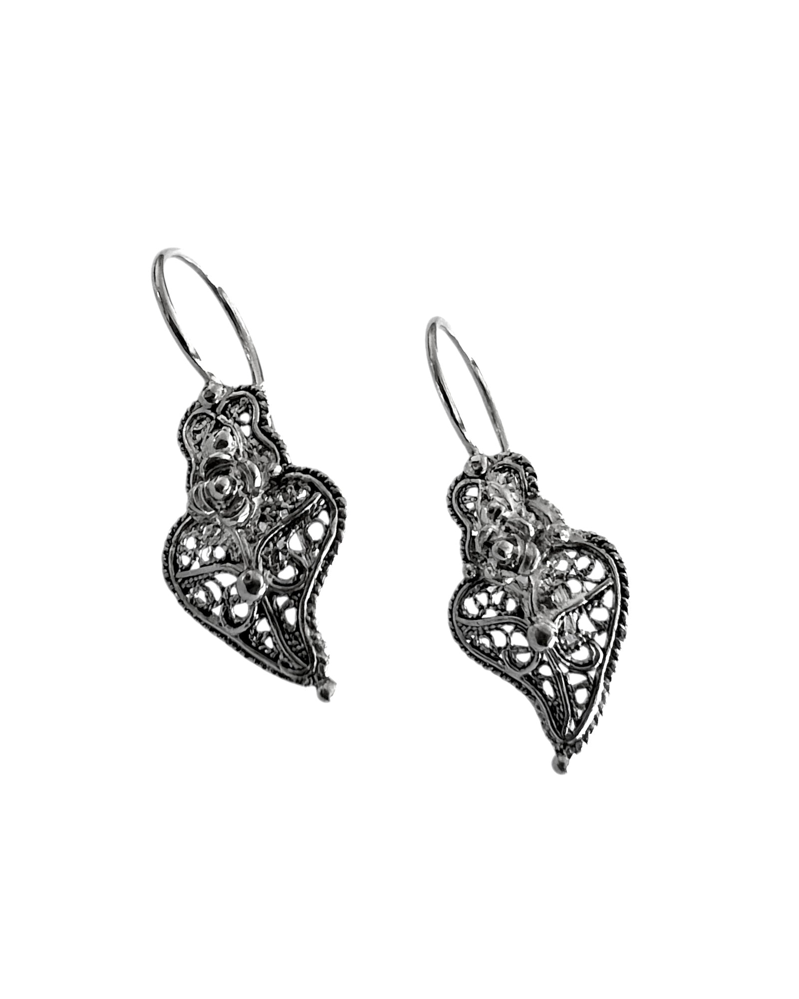 Viana Hearts Earrings in Silver