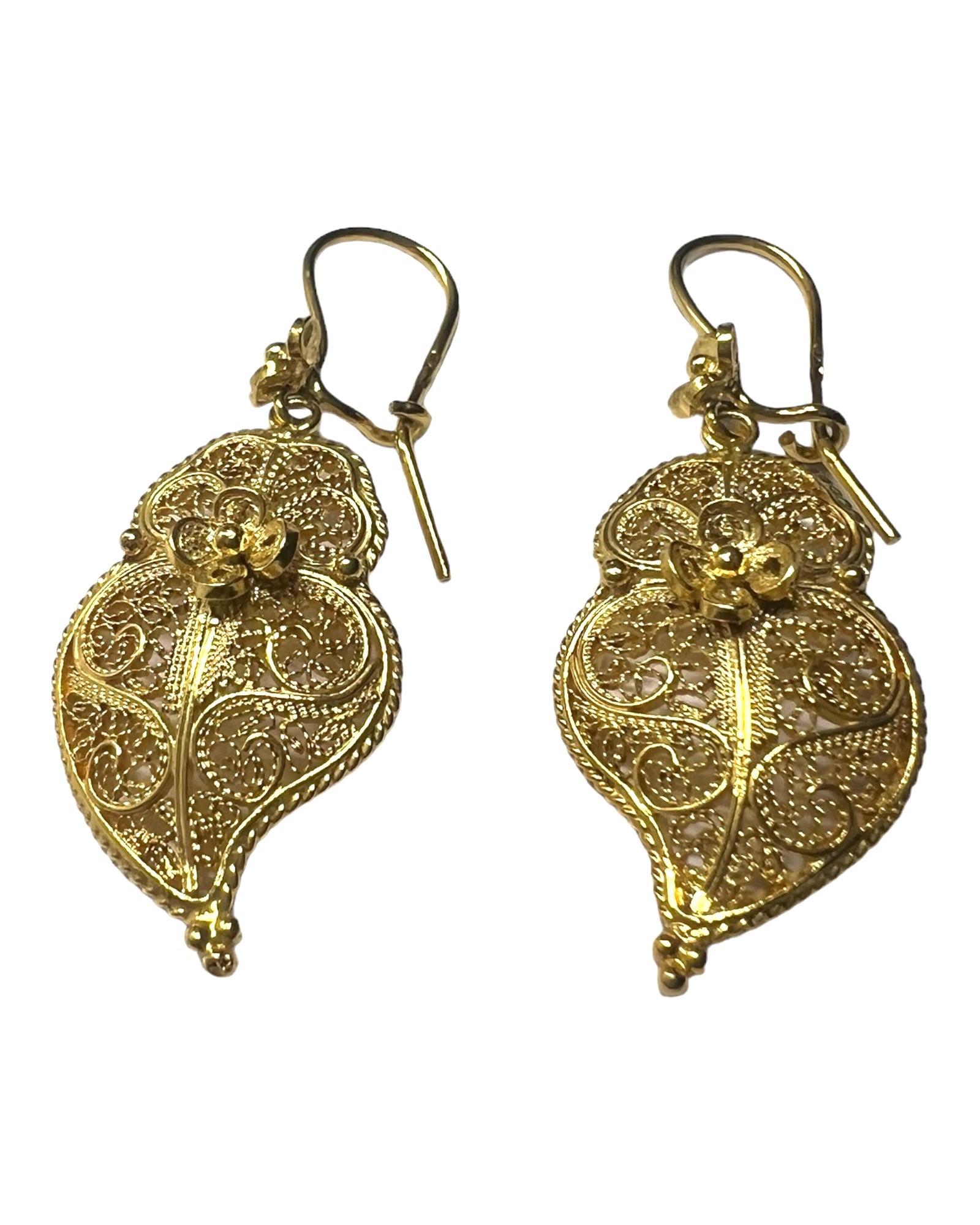 Viana Heart Gold Earrings