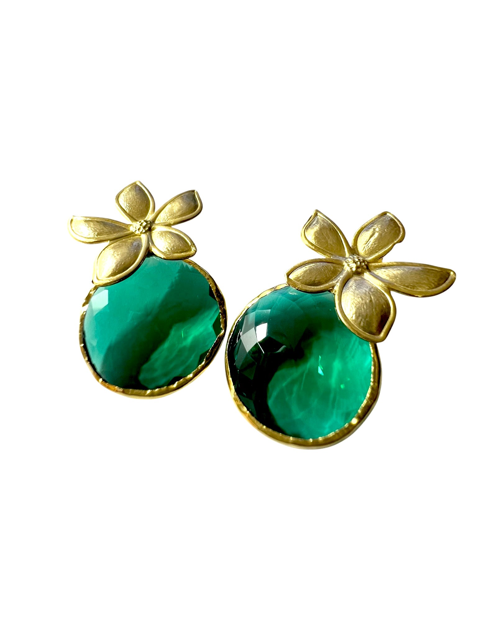 Flower Earrings with Green Stone in Gold-Plated Silver