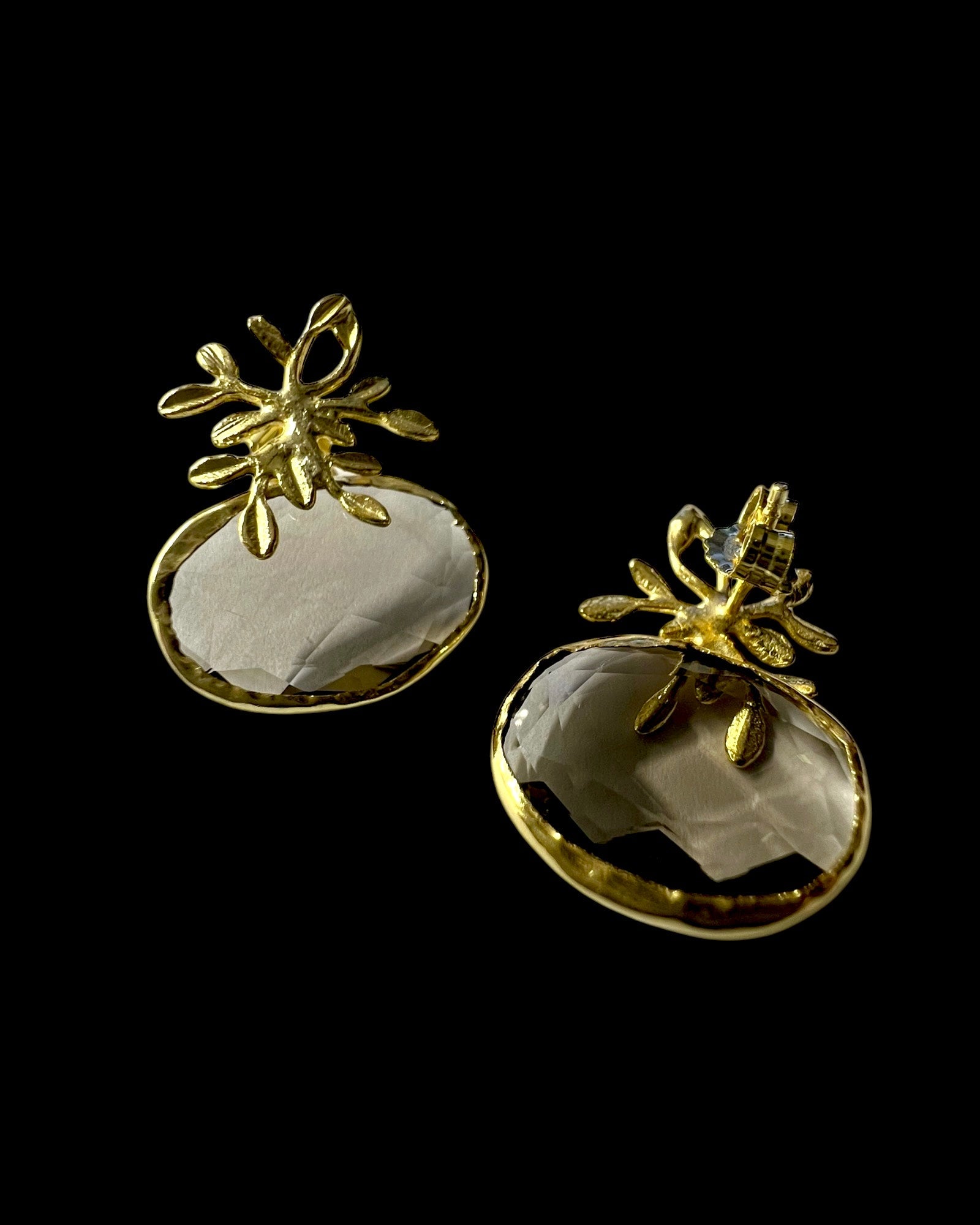 Leaf Earrings with Stone in Gold Plated Silver