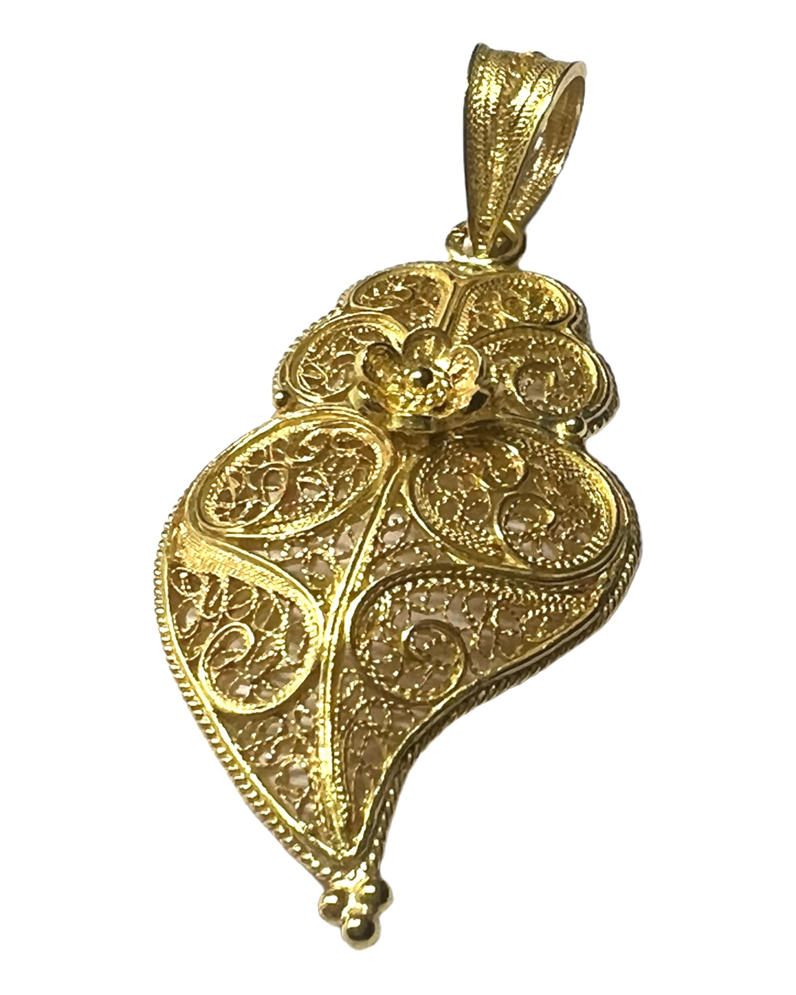 Viana Heart Medal in Gold Filigree