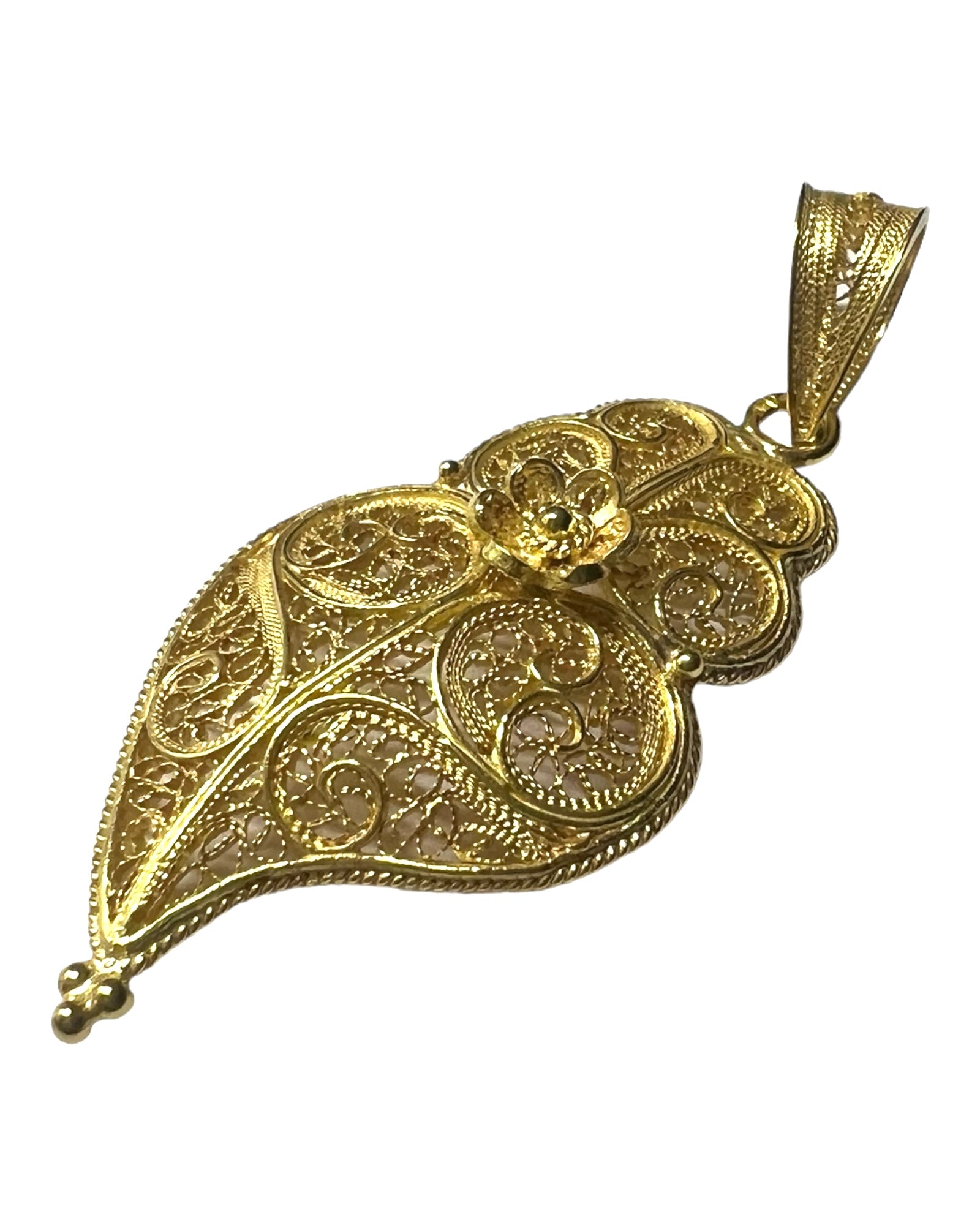Viana Heart Medal in Gold Filigree