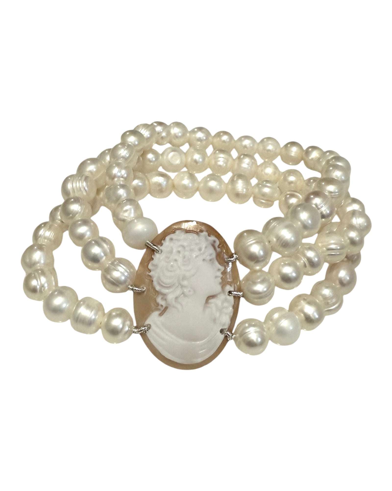 Pulseira Camafeu com Pérolas em Prata