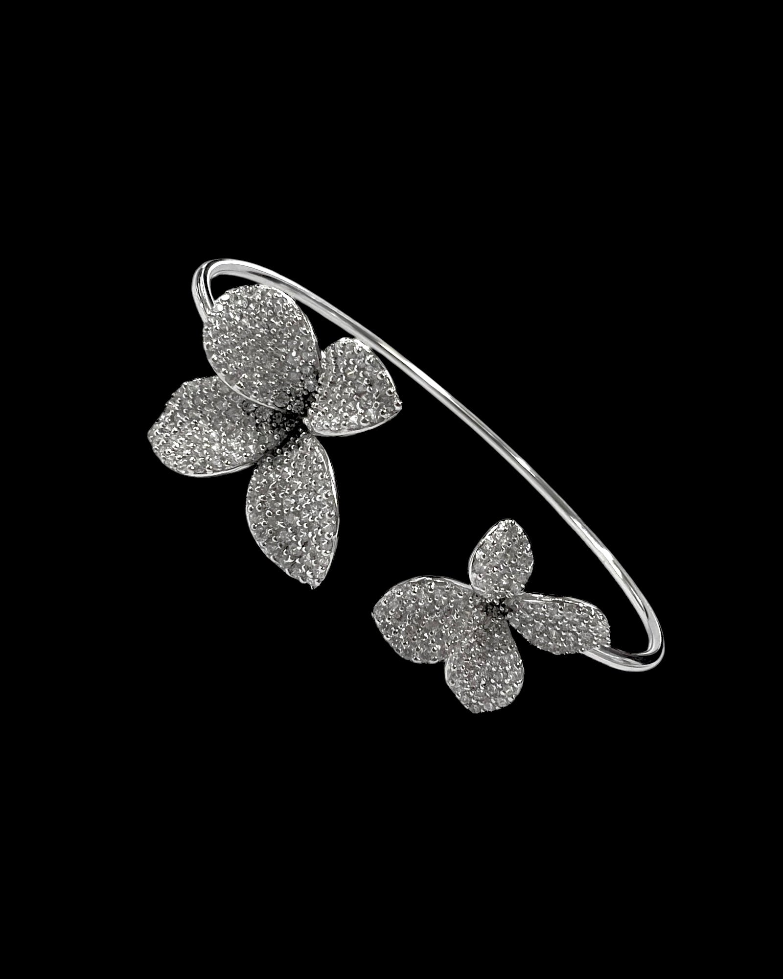 Bracelet / Slave Petals in Silver