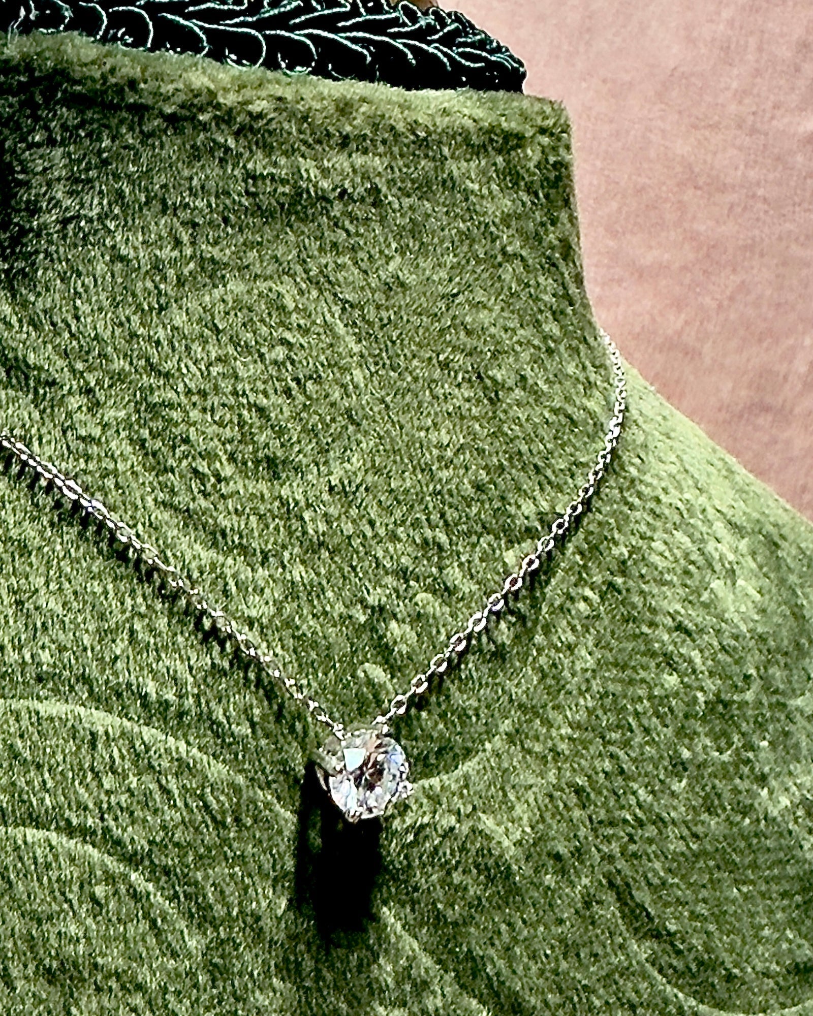 Colar Ponto de Luz em Prata