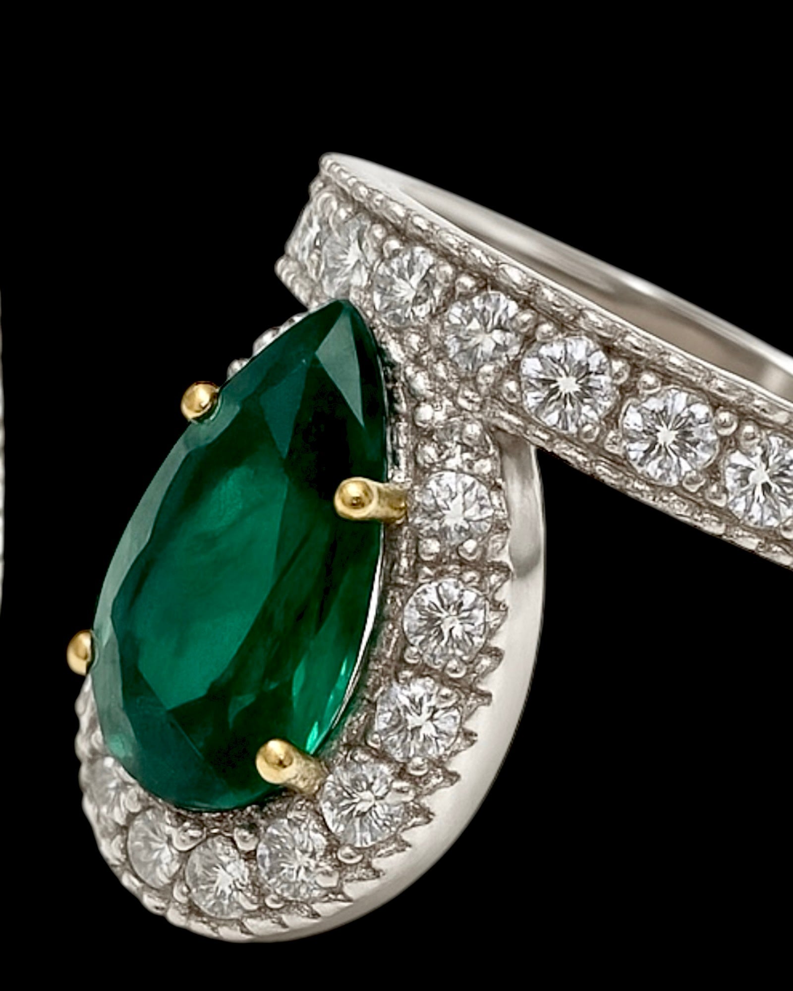 Ring with Green Drop in Silver and Gold