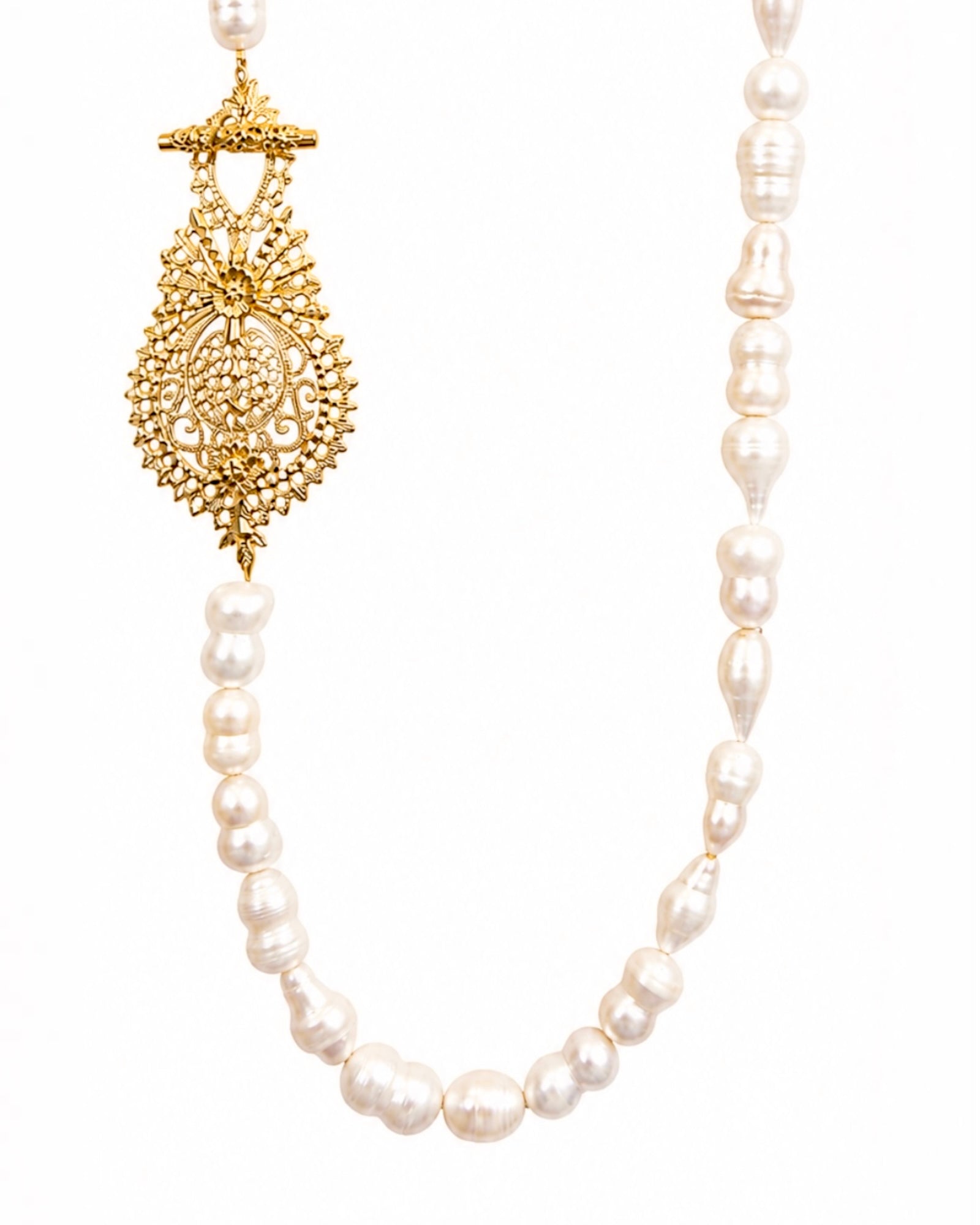 Queen's Earring Necklace