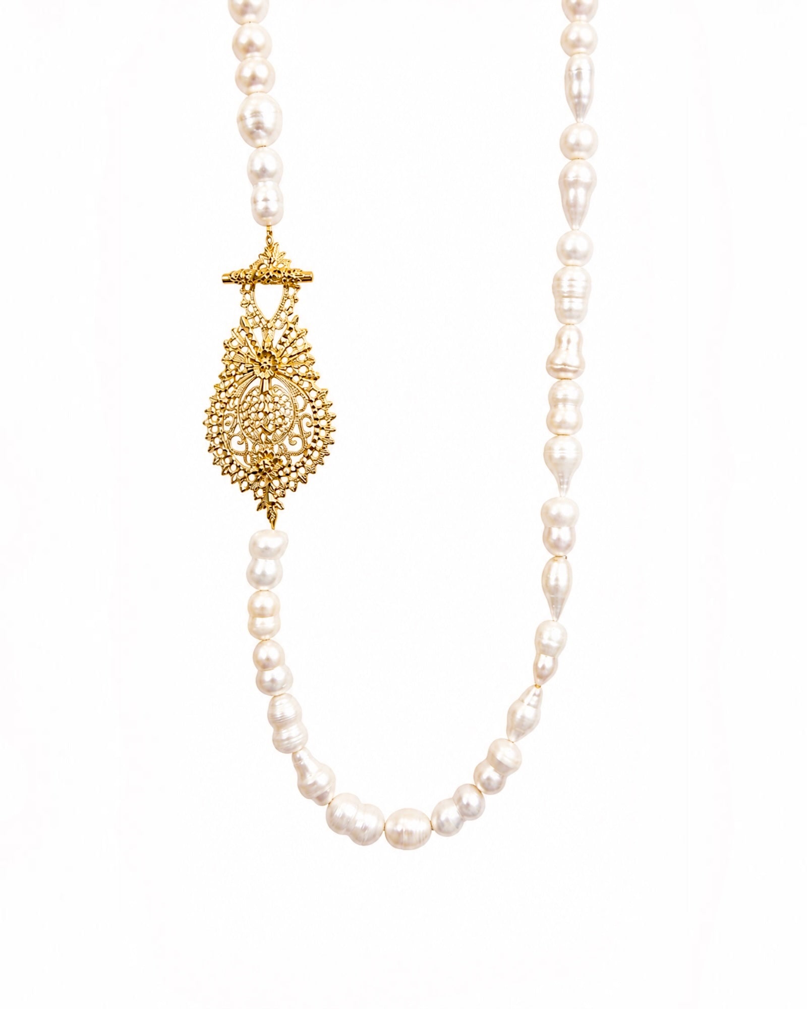 Queen's Earring Necklace