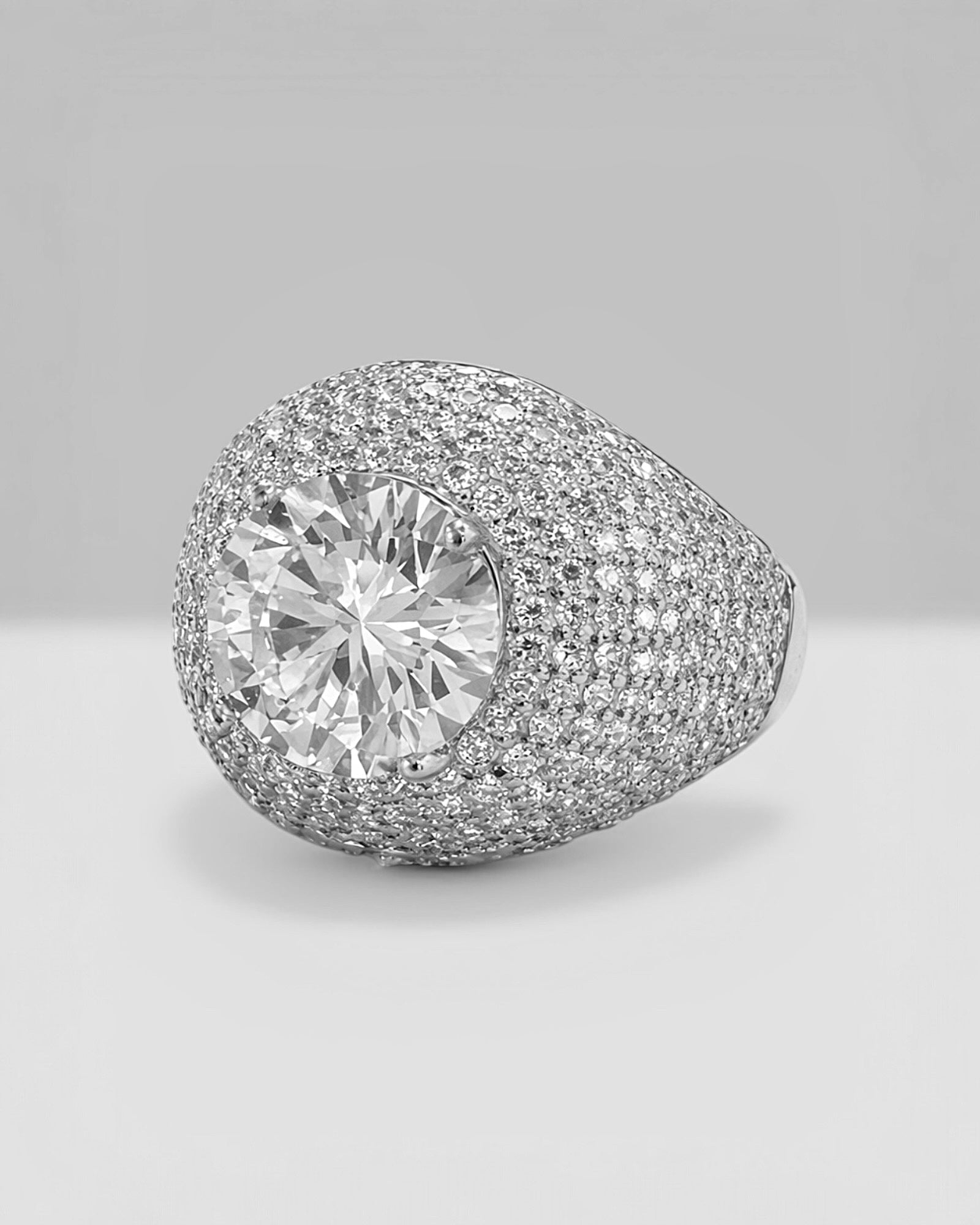 Anel Solitário em Prata