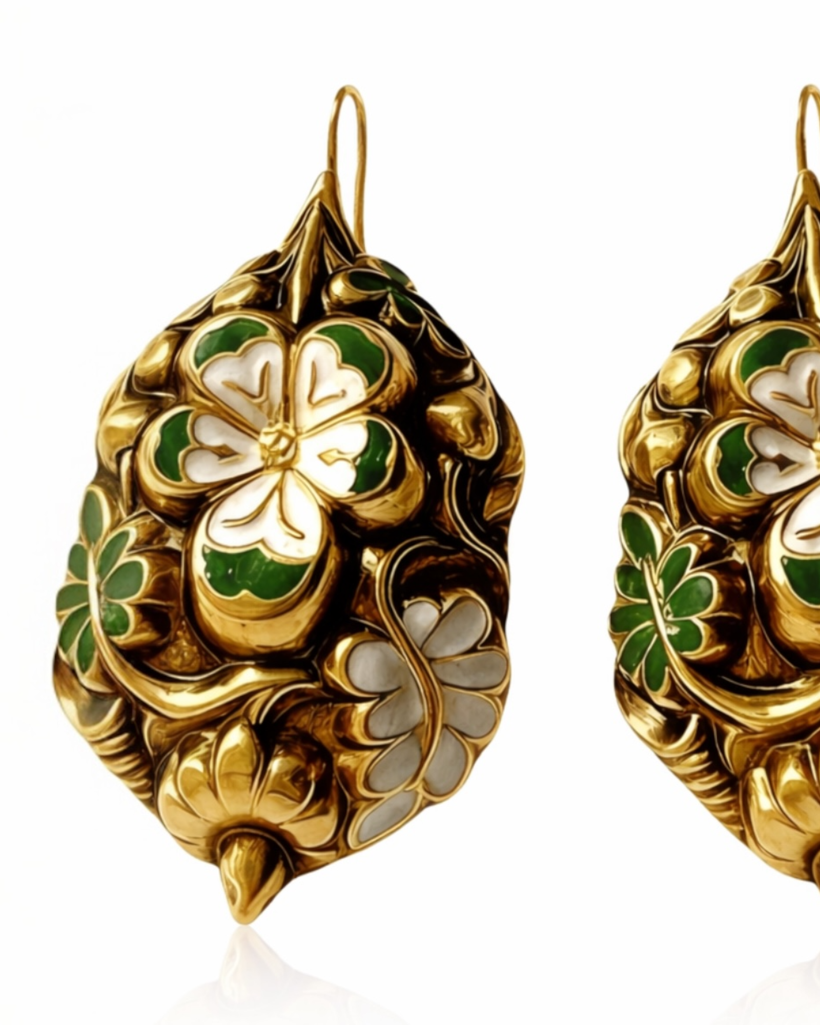 Brincos Flores Verdes Barrocos em Prata Dourada
