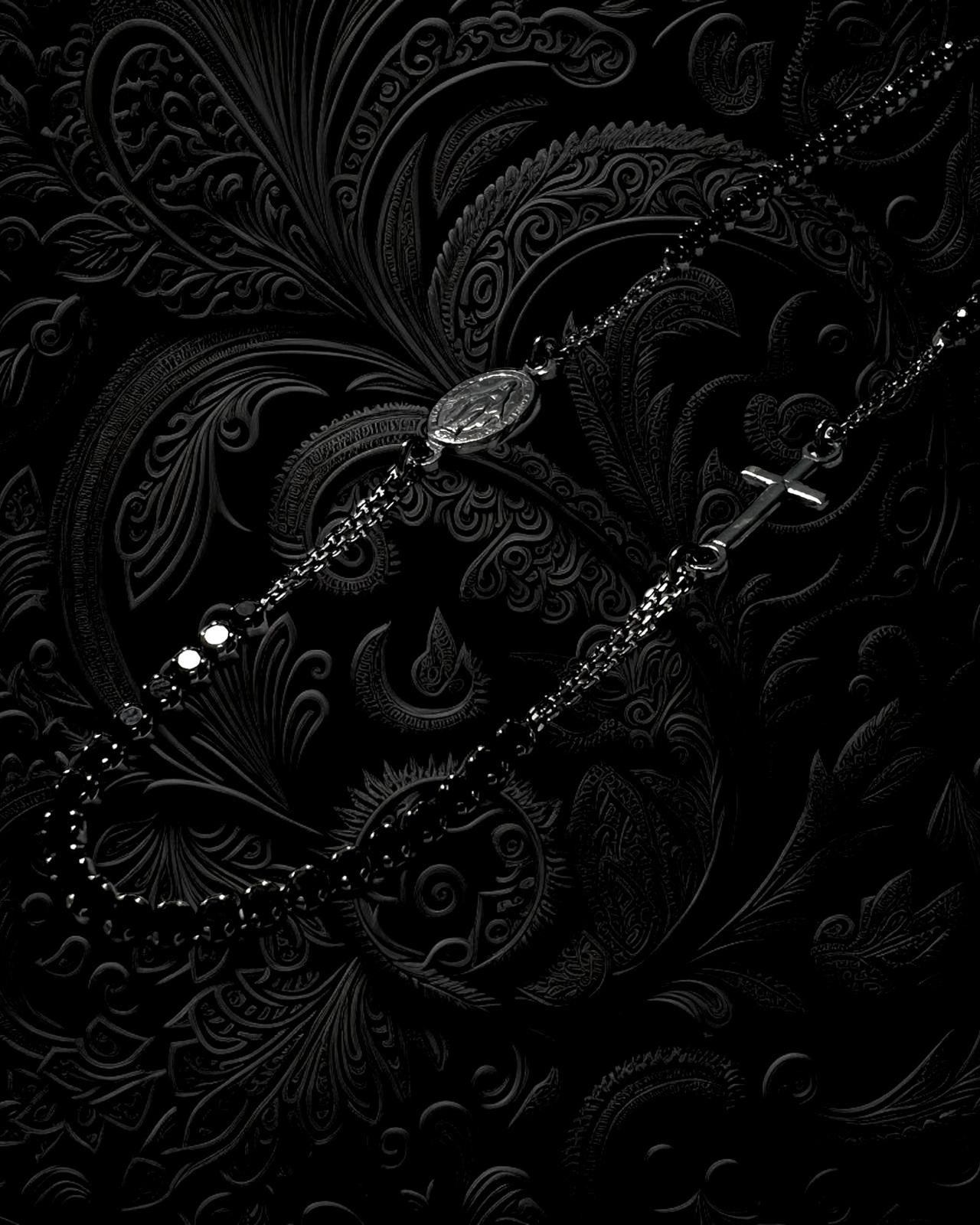 Necklace with Cross and Our Lady of Grace in Tarnished Silver