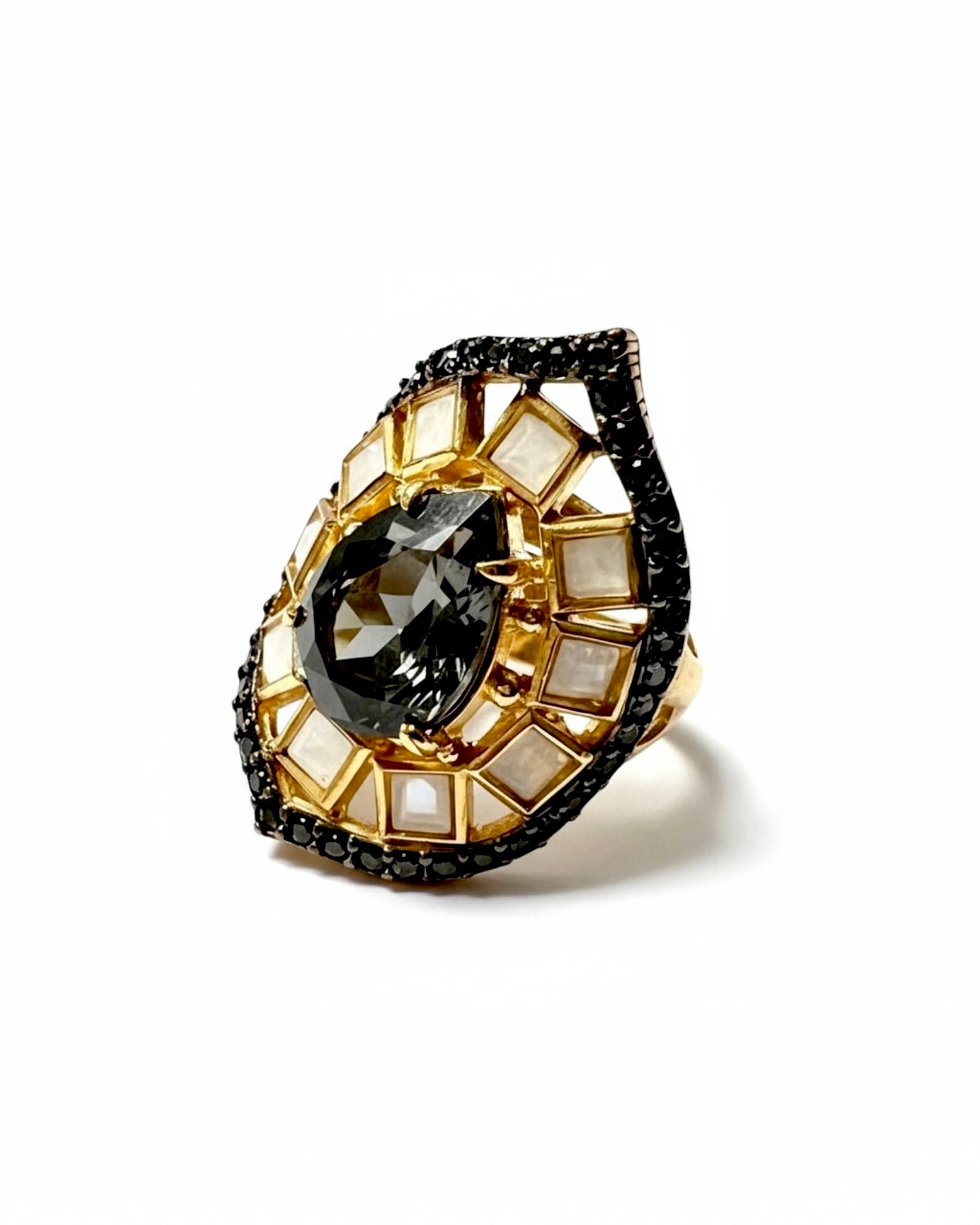 Anel Gota preta e branca em prata