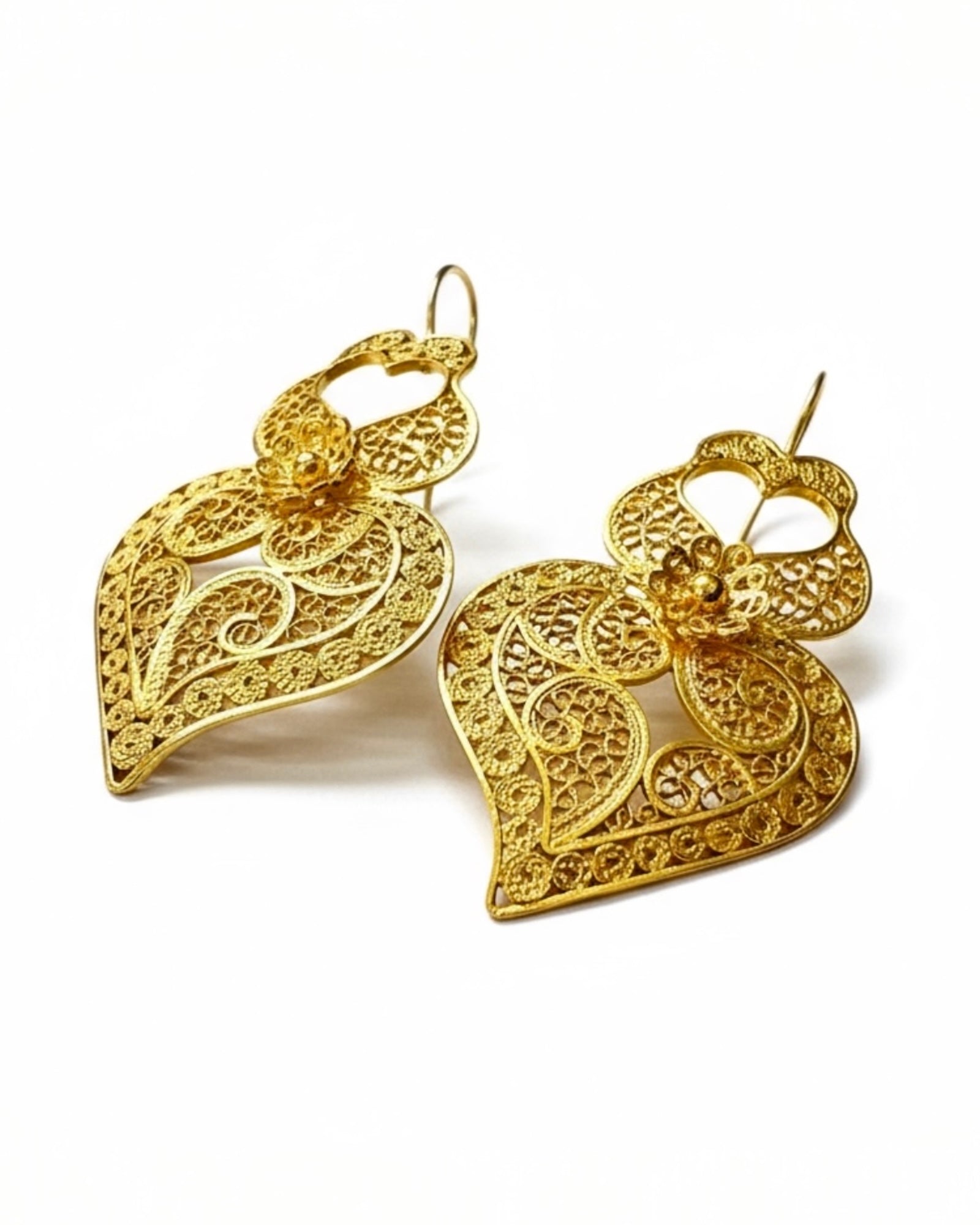 Viana Heart Earrings in Gold-Plated Silver