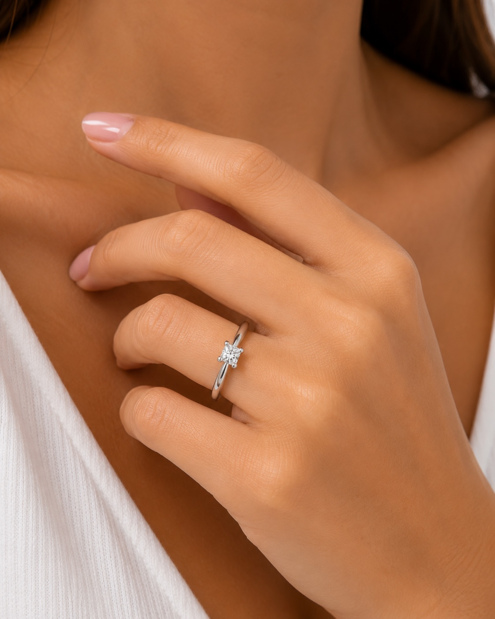 Anel de Noivado com Diamante em Ouro