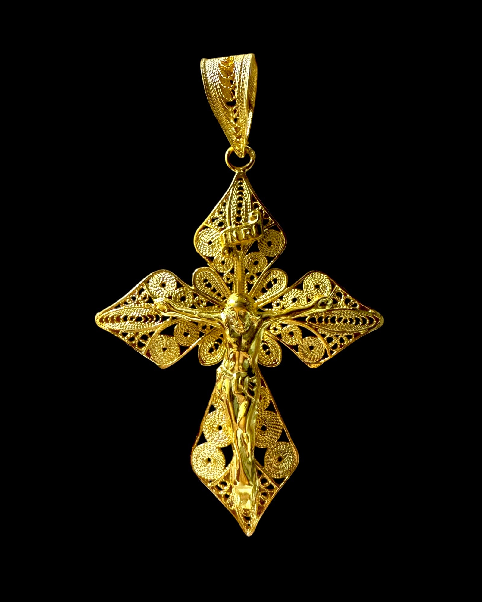 Filigree Cross Medal in Gilded Silver