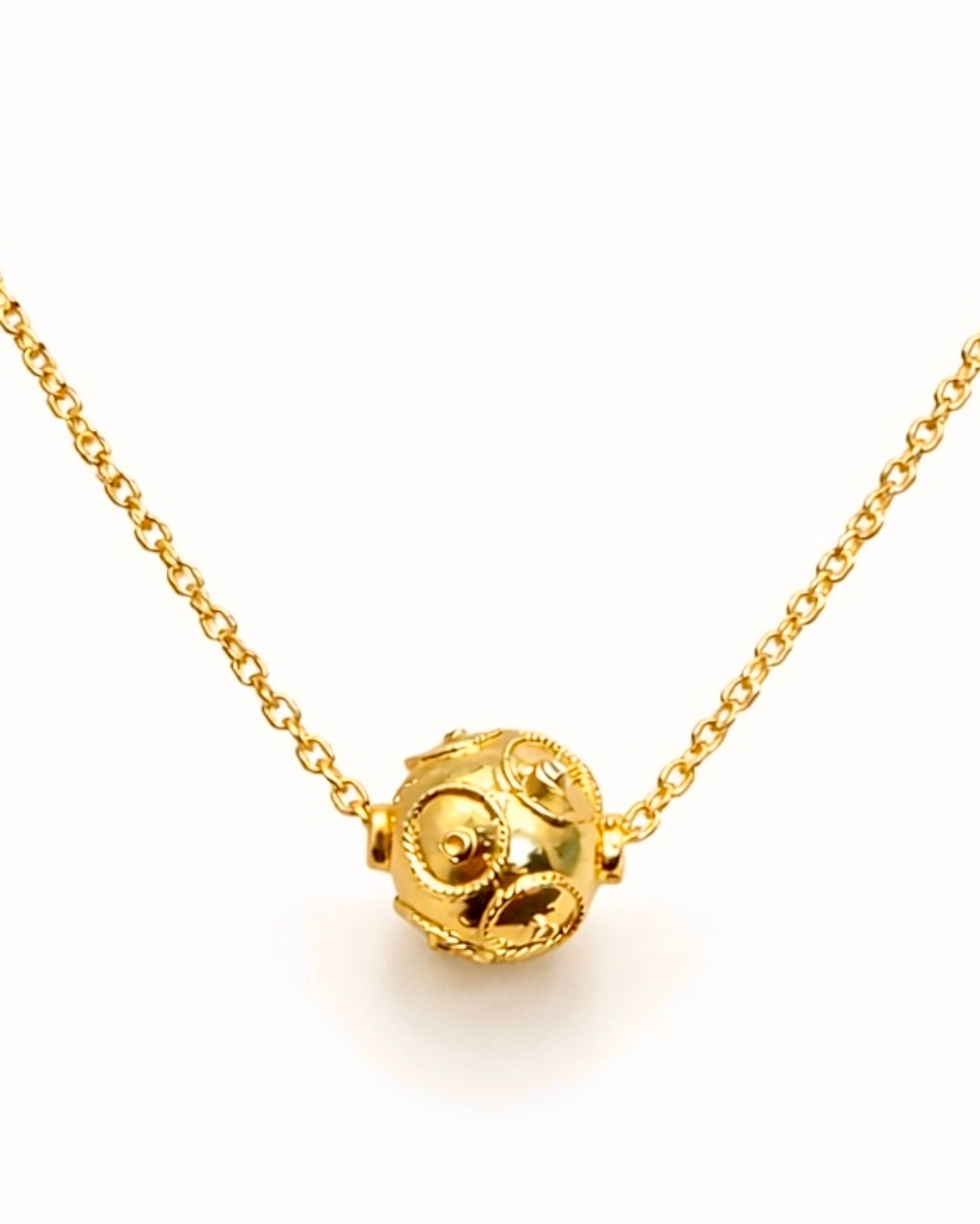 Colar Conta de Viana em Prata Dourada