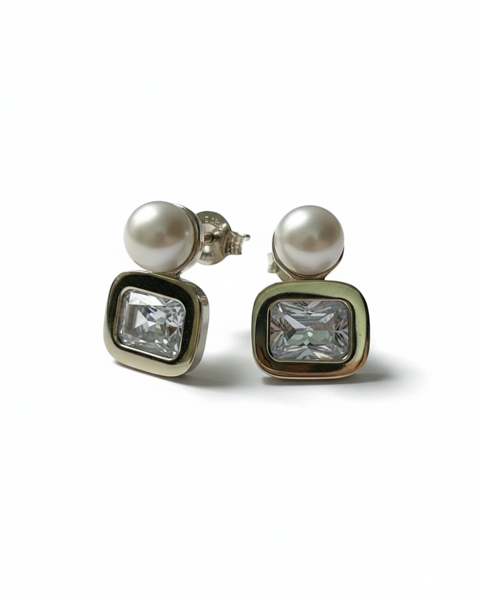 Brincos Solitários com Pérolas em Prata e Ouro