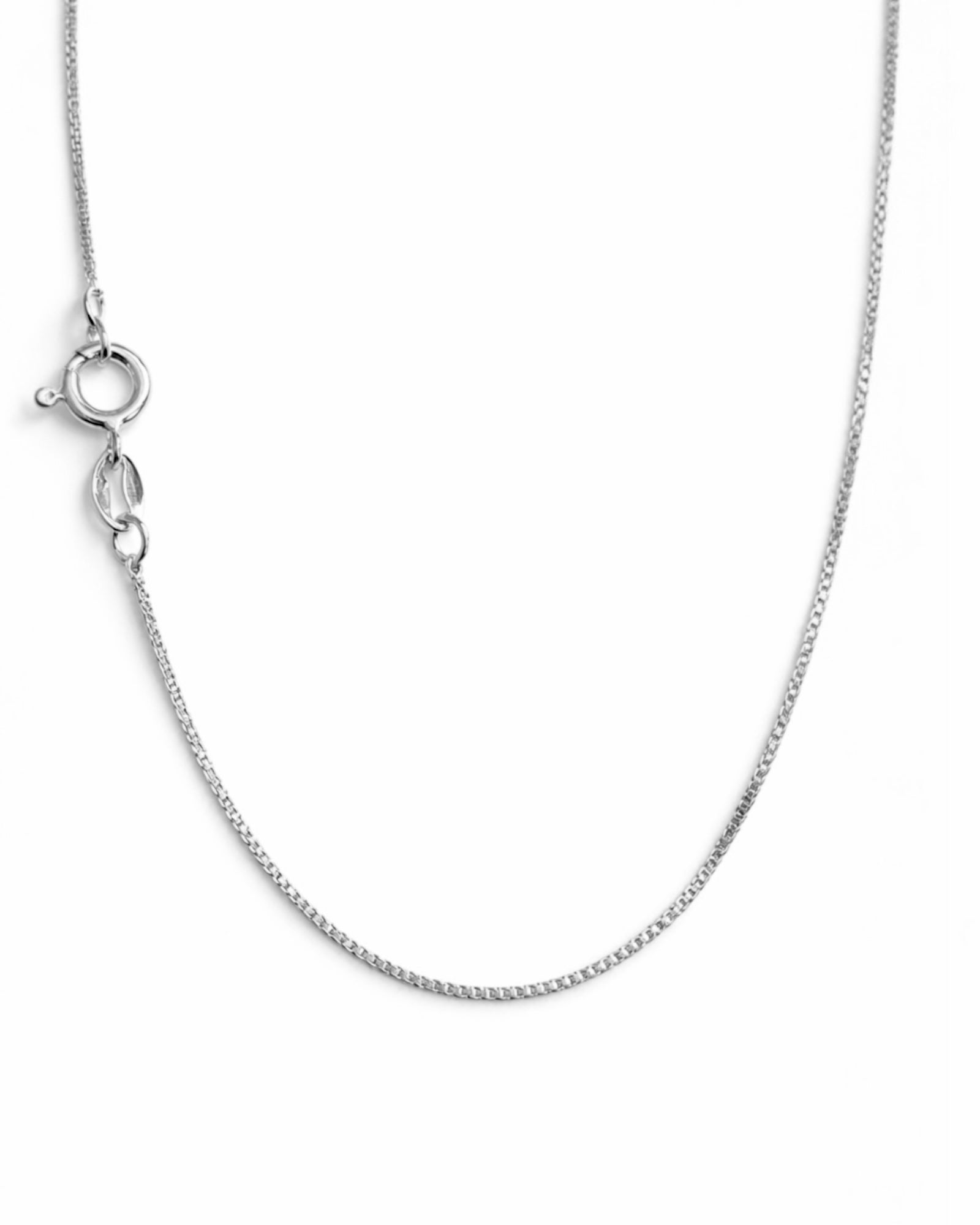 Colar Simples em Prata - 45cm