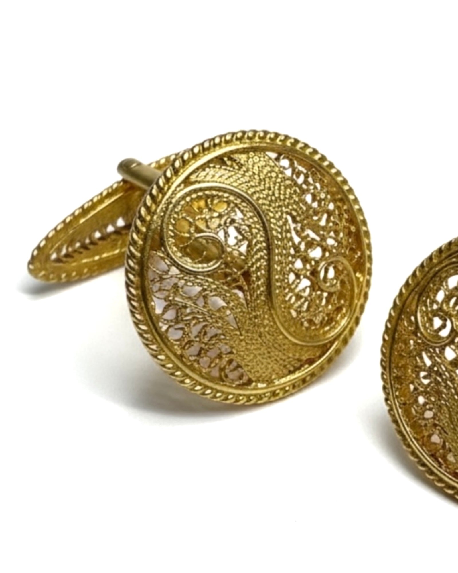 Filigree Cufflinks in Gold Plated Silver
