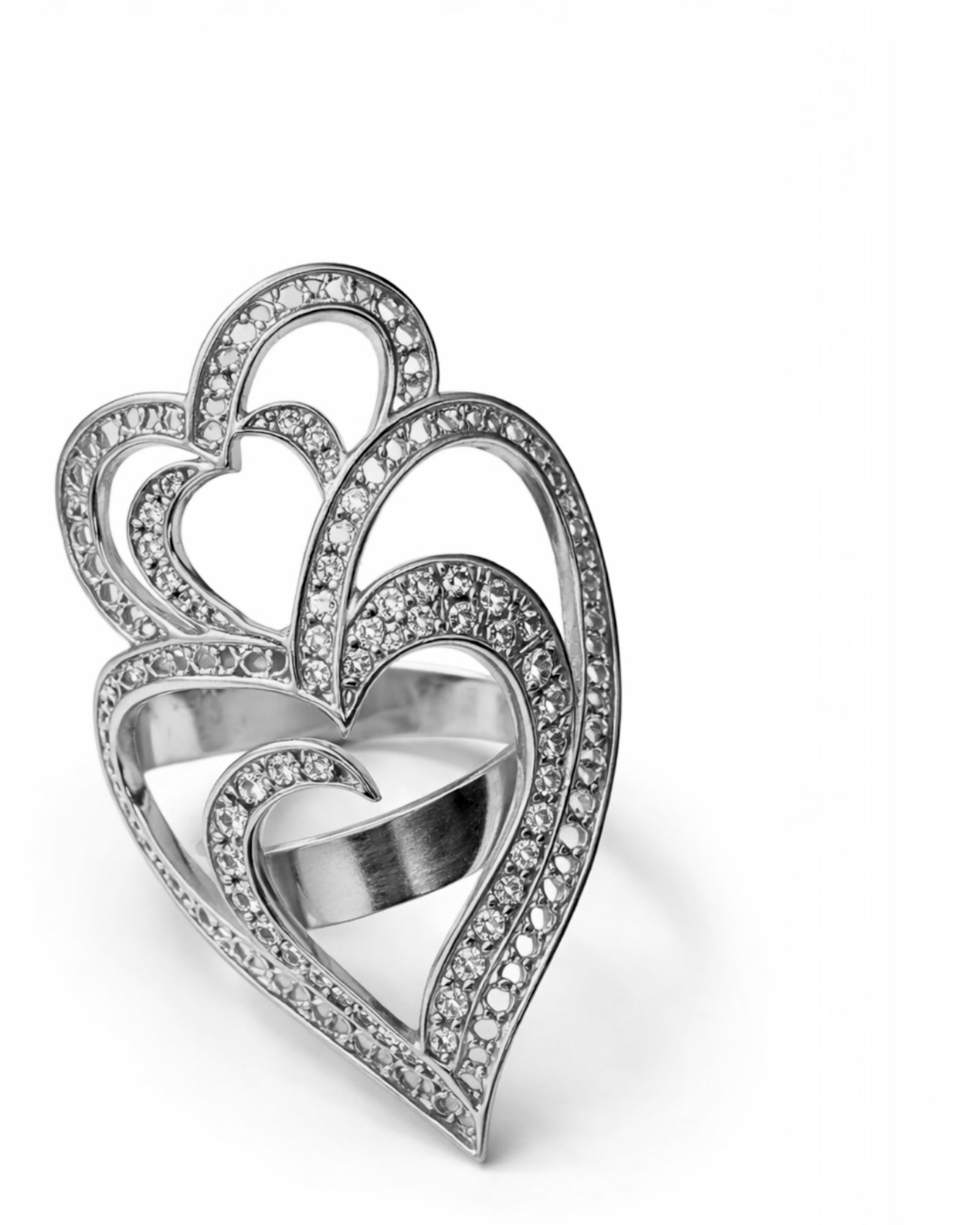 Viana Heart Ring is Love in Silver