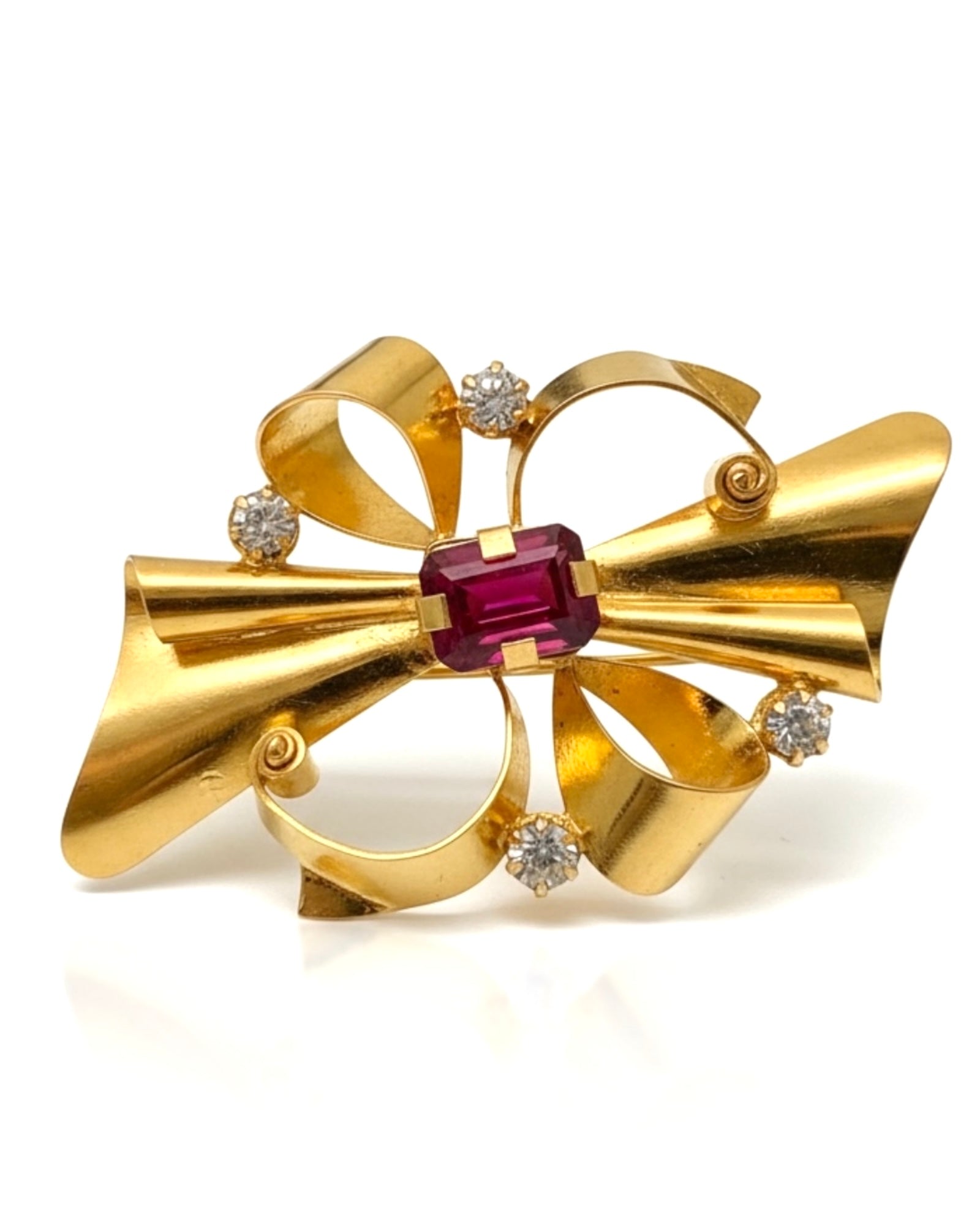 Alfinete Laço Vermelho em Prata Dourada