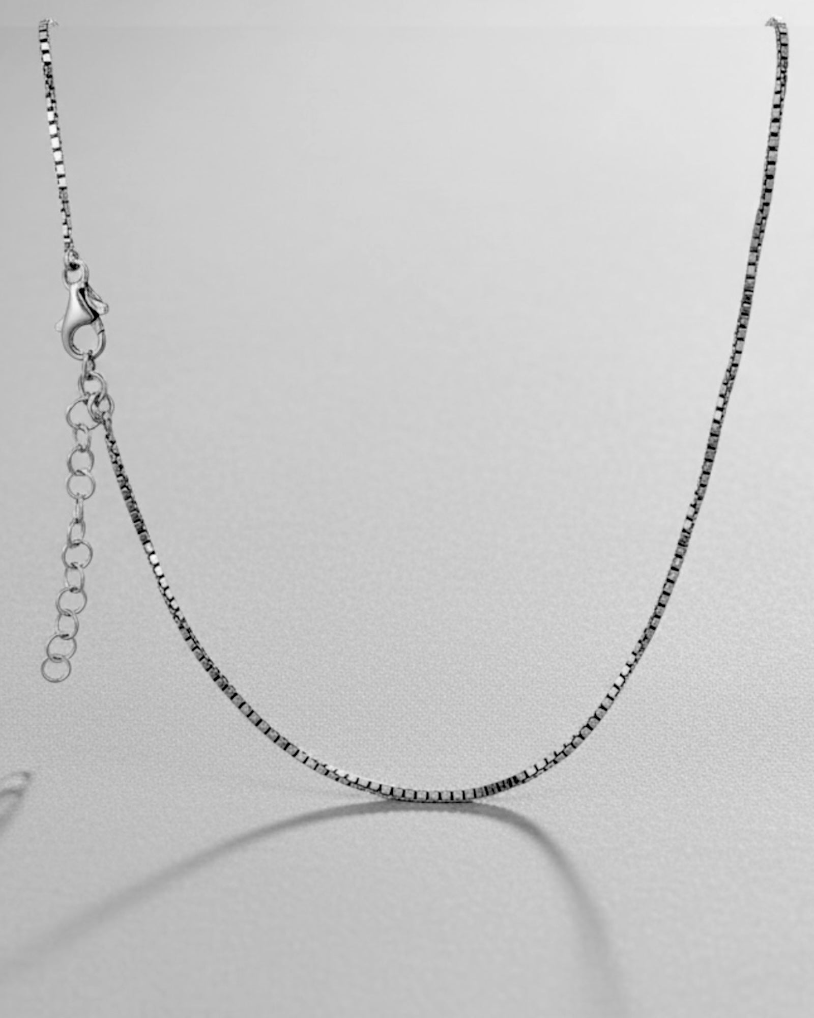 Colar Simples em Prata - 60cm