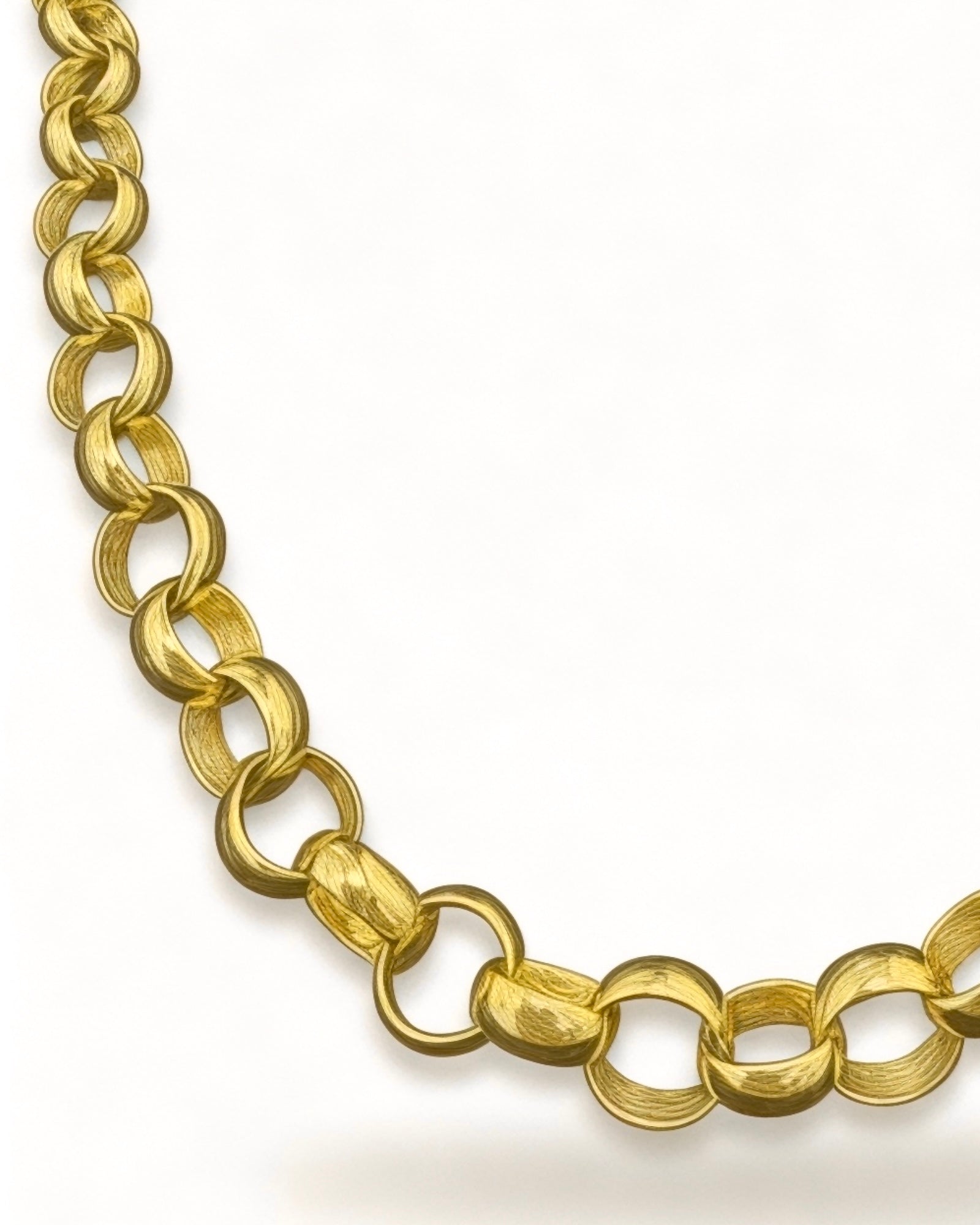 Colar Corrente em Prata Dourada