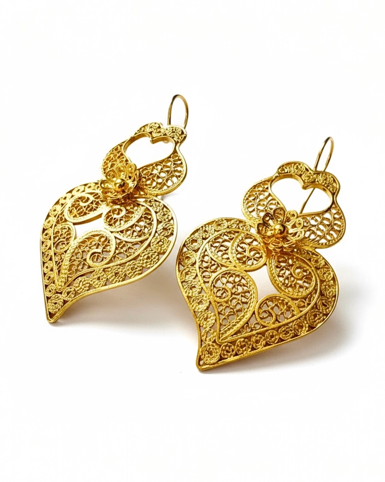Viana Heart Earrings in Gold-Plated Silver