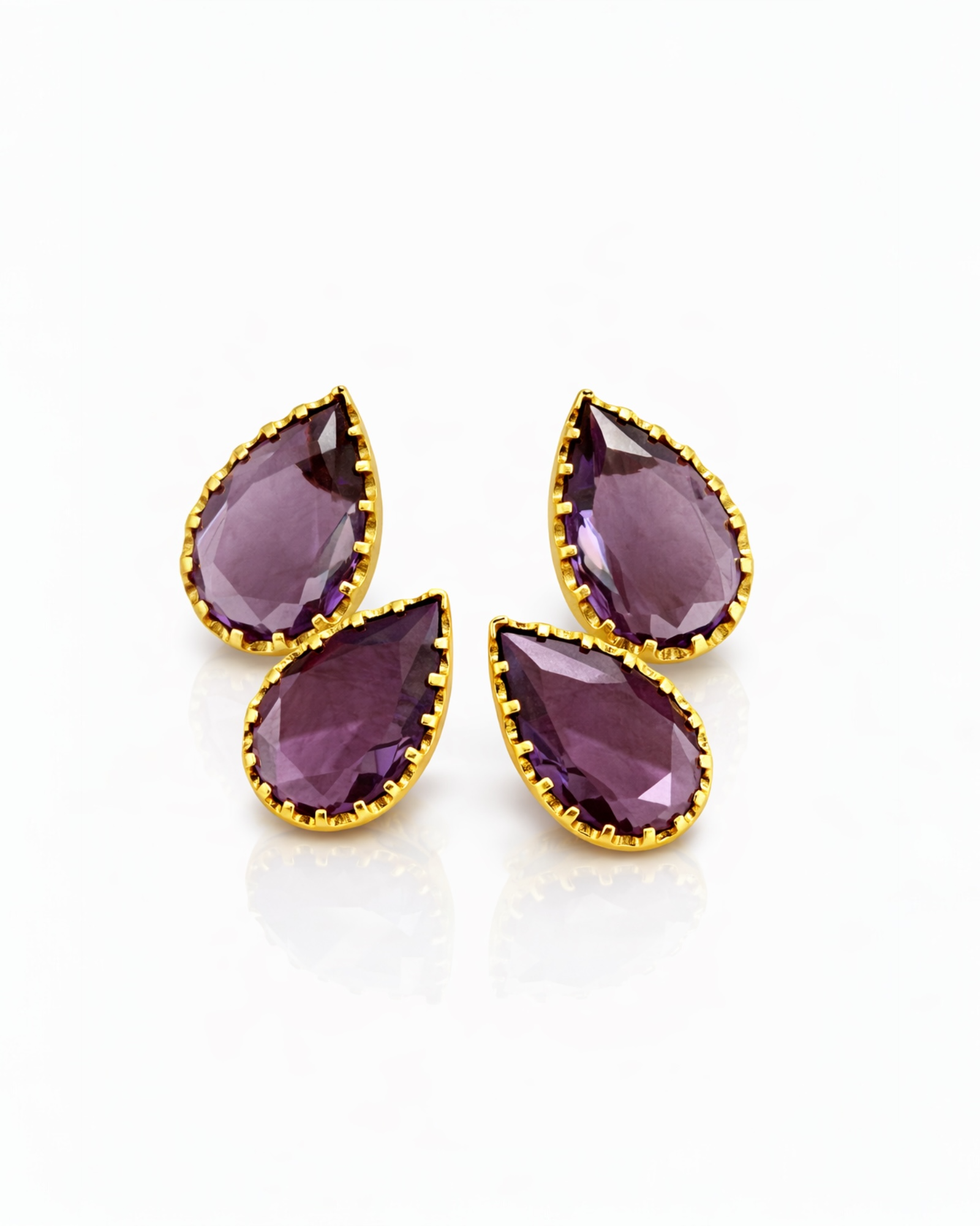 Brincos Duas Gotas Lilás em Prata Dourada