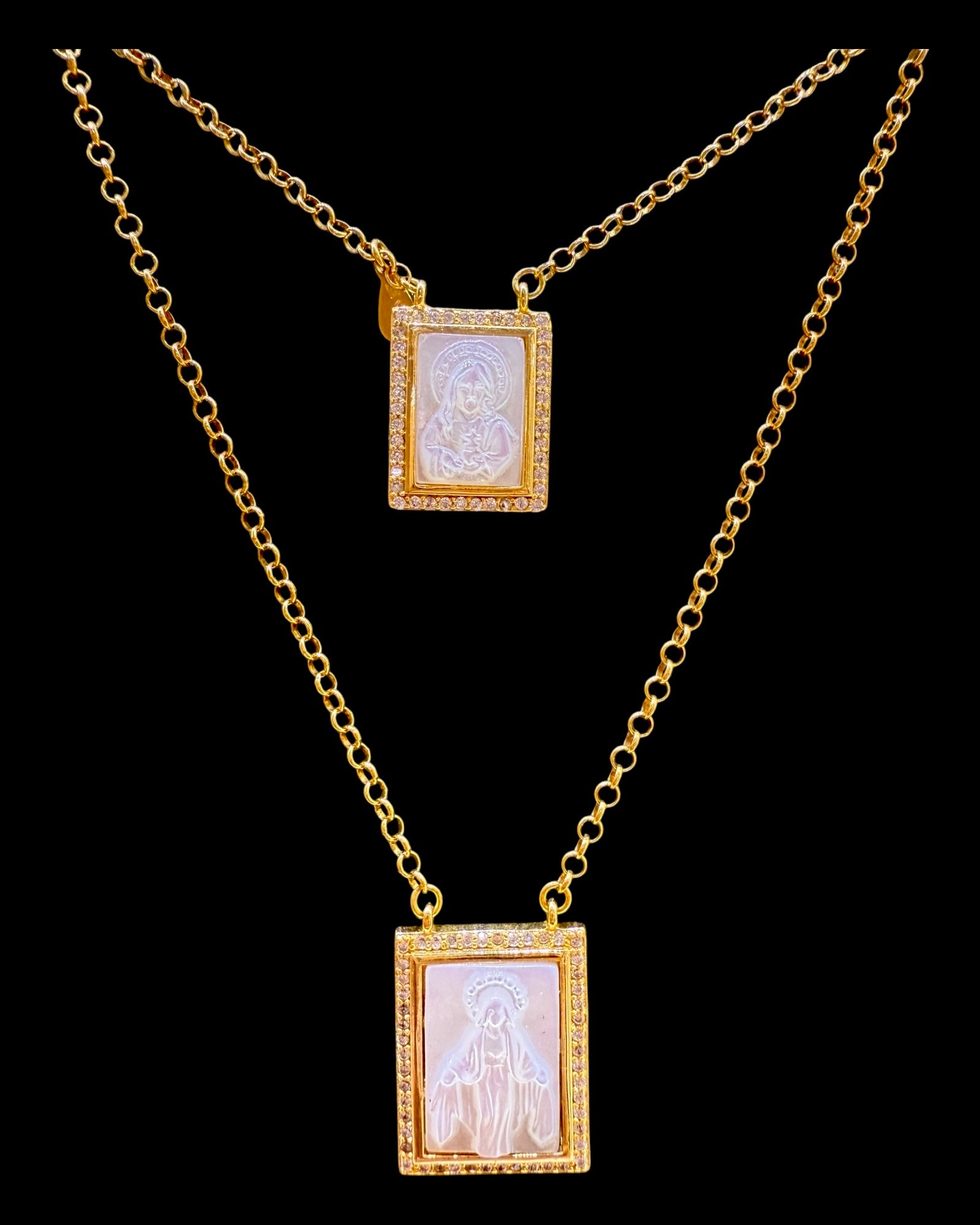 Scapular with Mother of Pearl in Gold Plated Silver