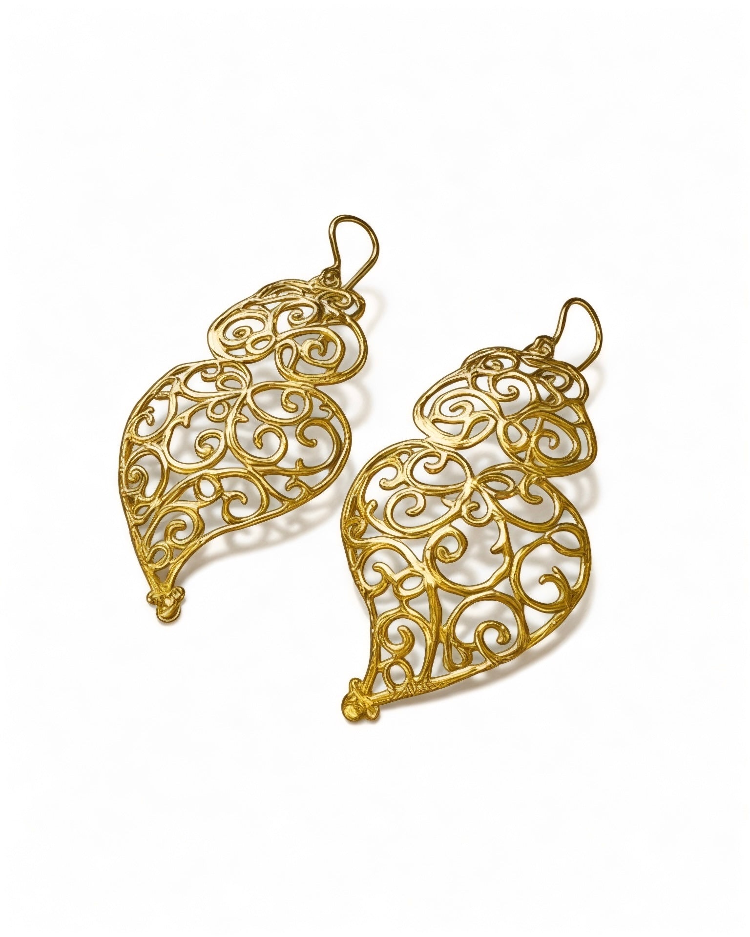 Viana Heart Earrings in Gold-Plated Silver