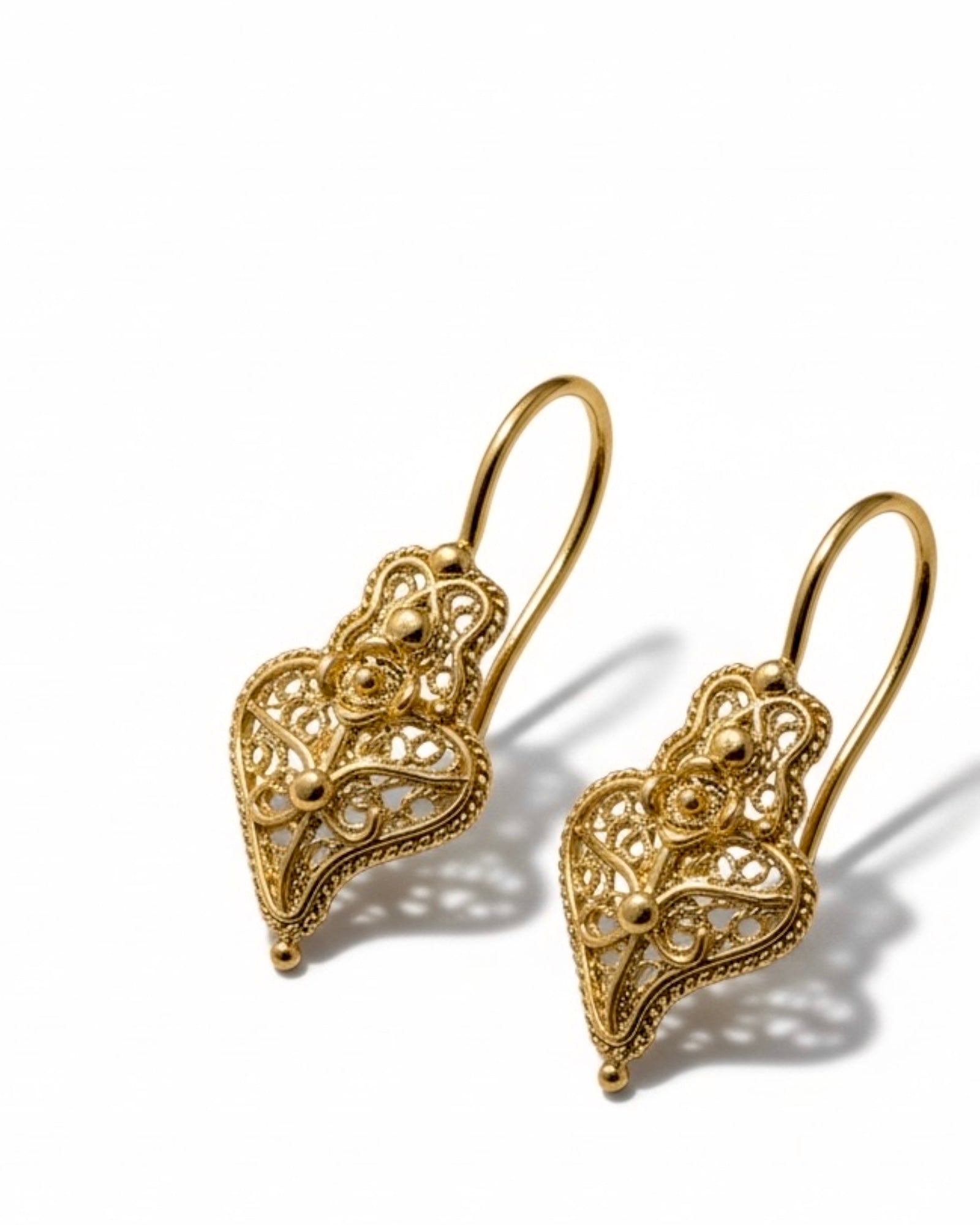 Viana Heart Earrings in Gold-Plated Silver