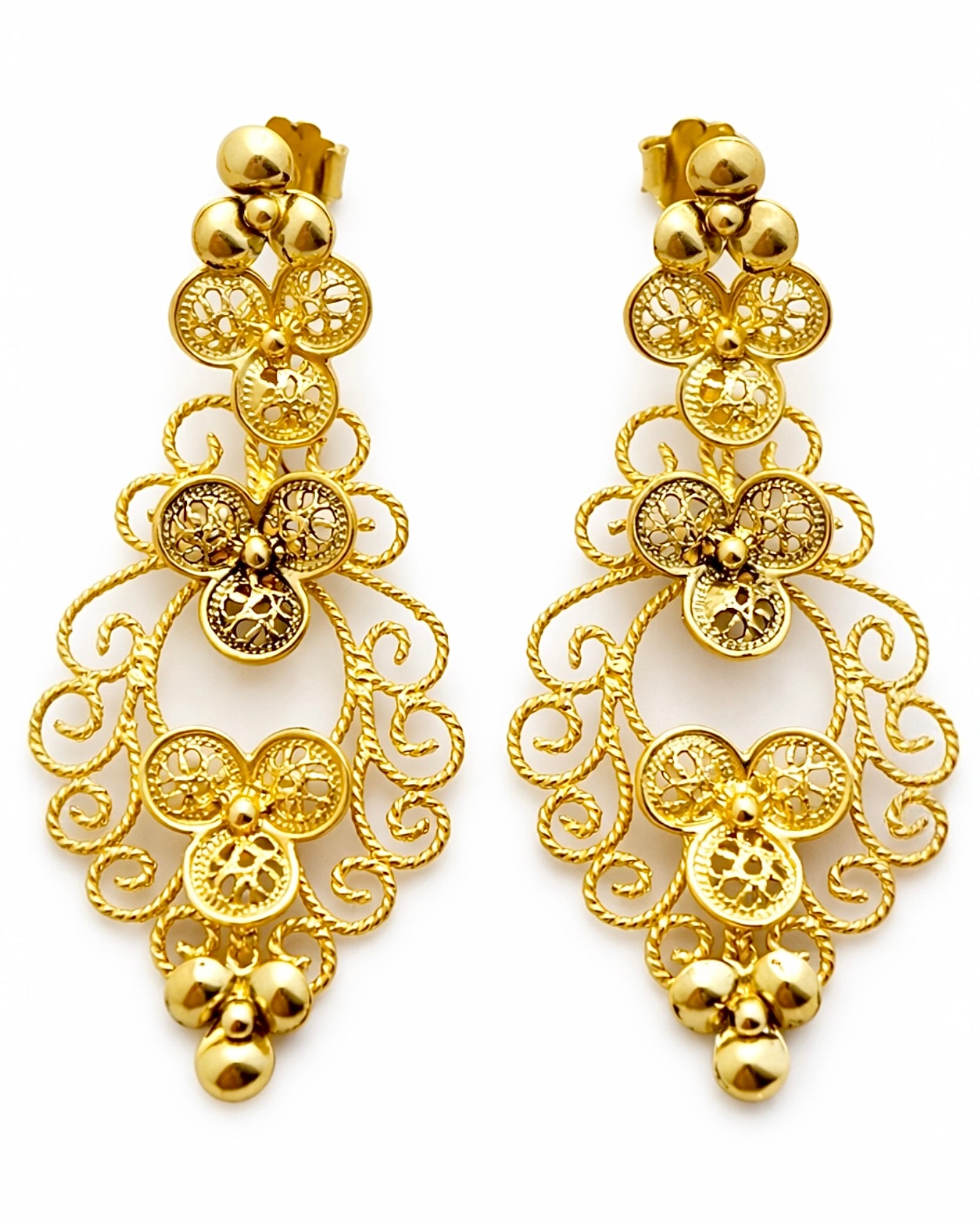 Viana Heart Filigree Earrings in Silver