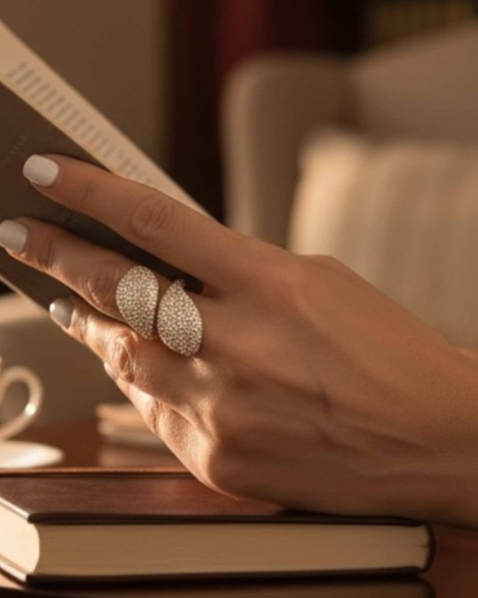 Two-Petal Ring in White Silver