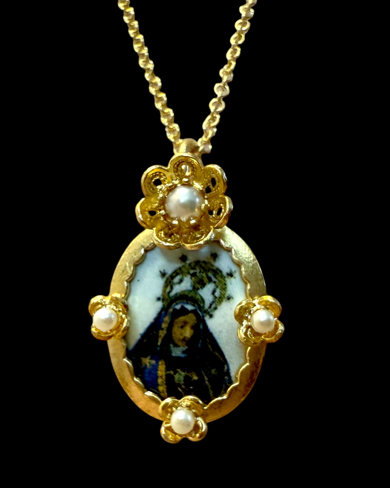 Colar com Esmalte da Nossa Senhora da Agonia