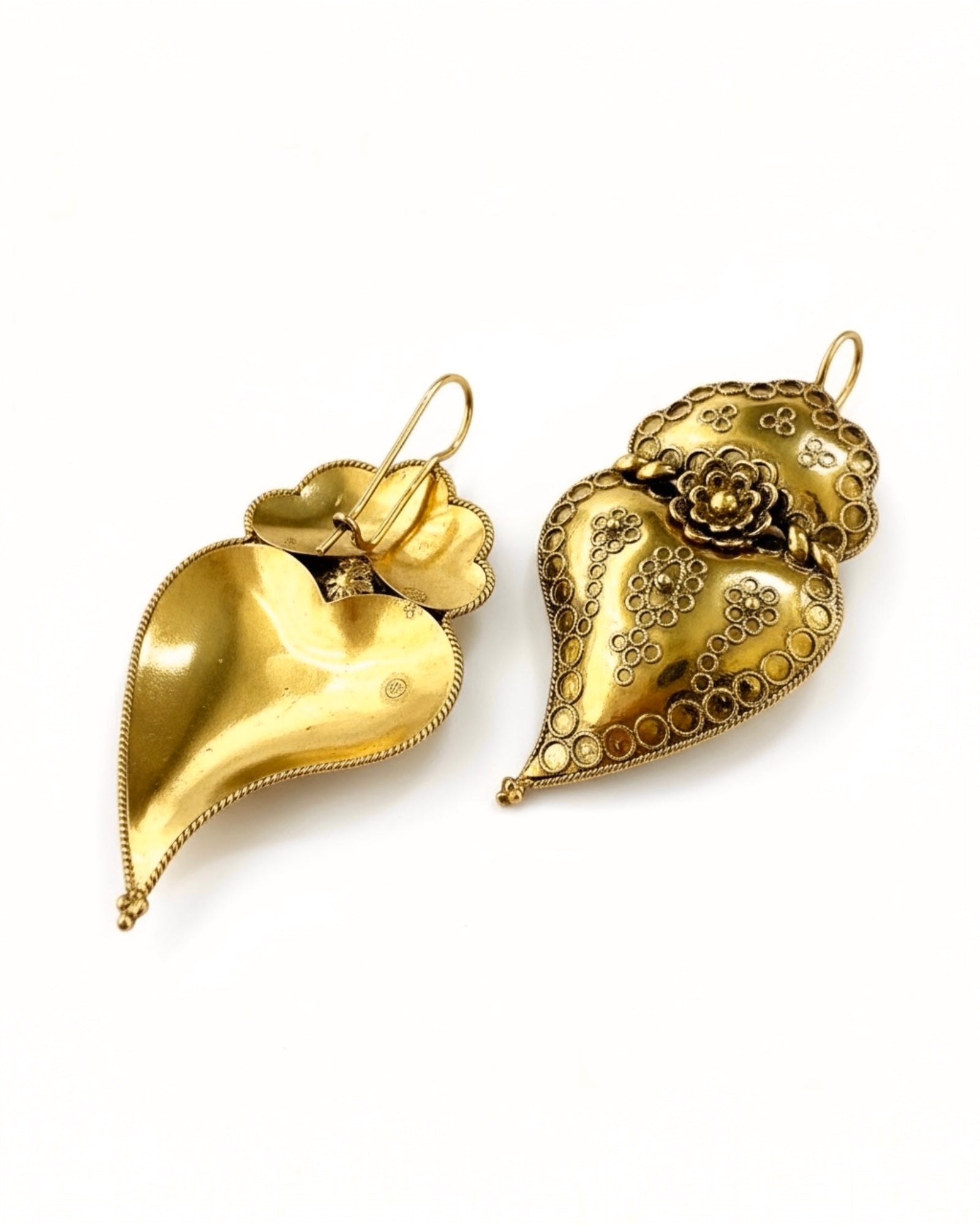 Brincos Coração de Viana Barrocos em Prata Dourada