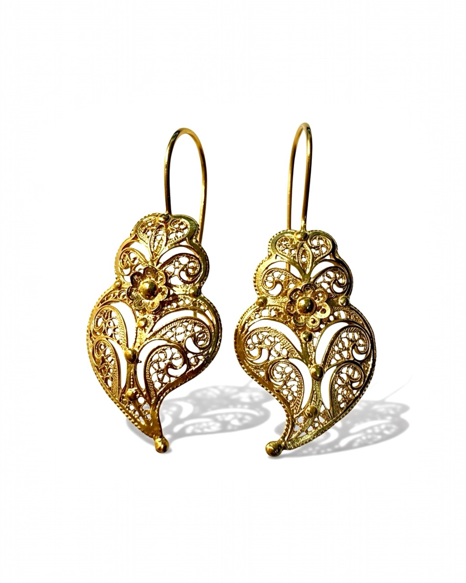 Brincos Coração de Viana em Prata Dourada