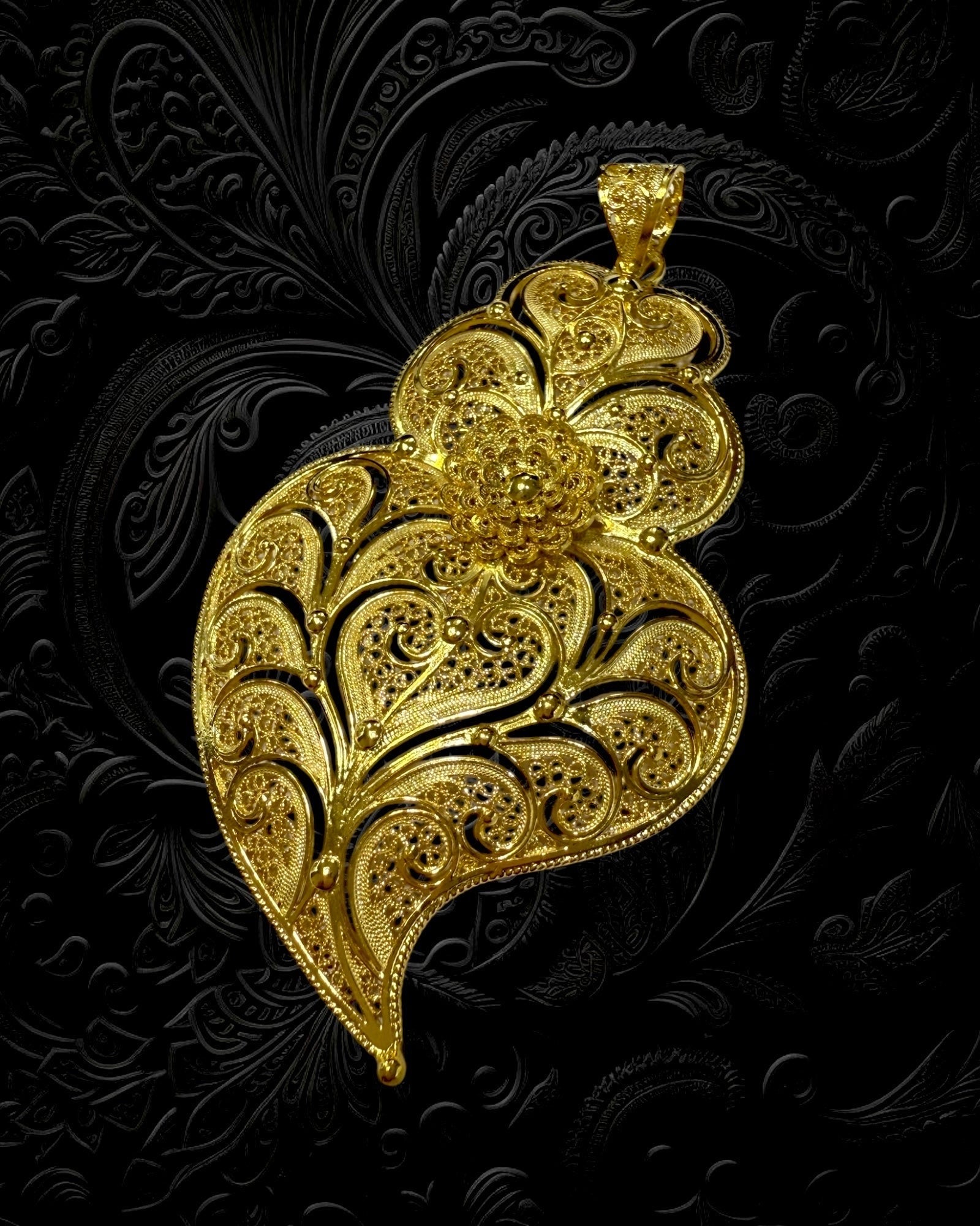 Heart of Viana Medal in Gold Plated Silver