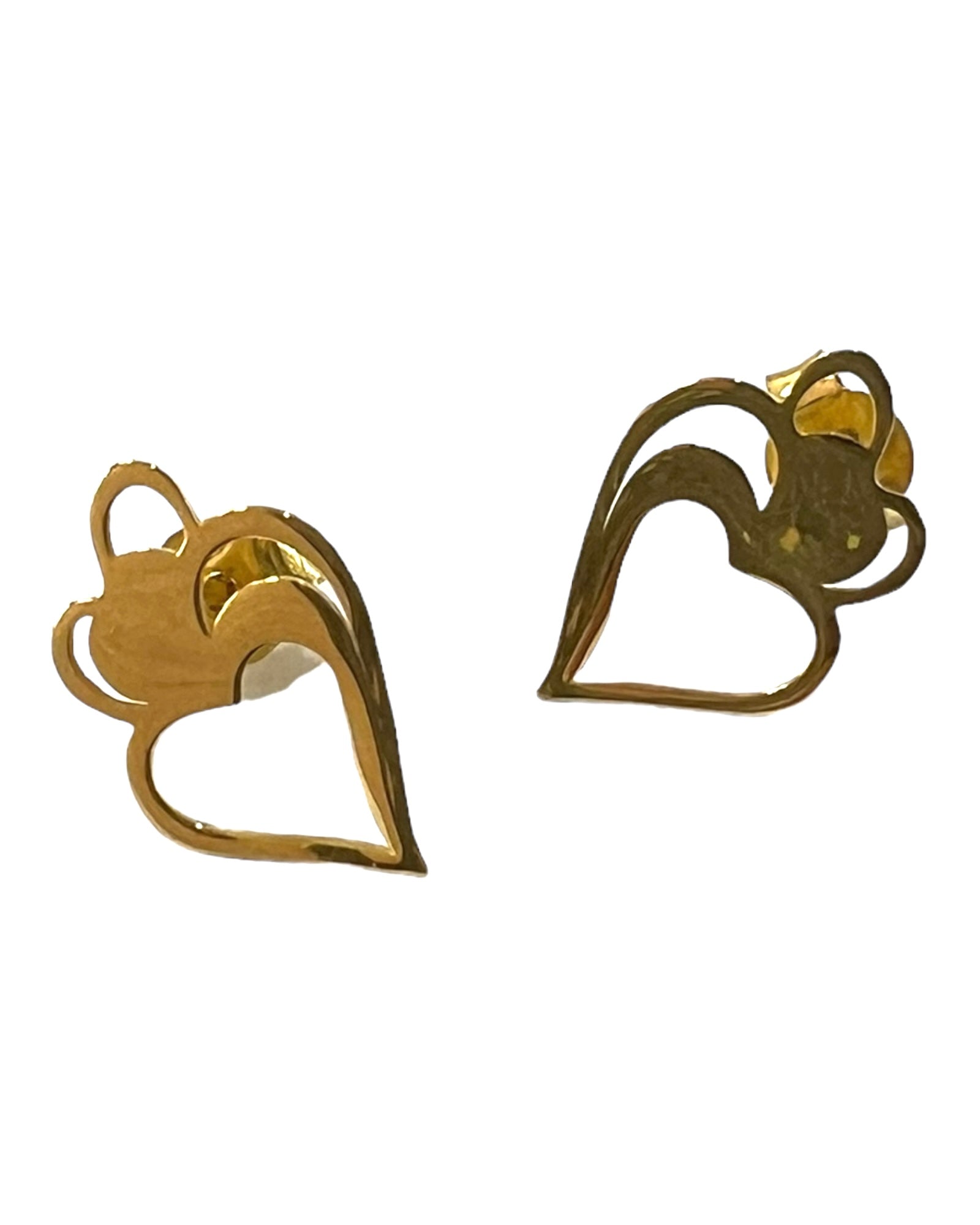 Viana is Love Heart Earrings in Gold Plated Silver