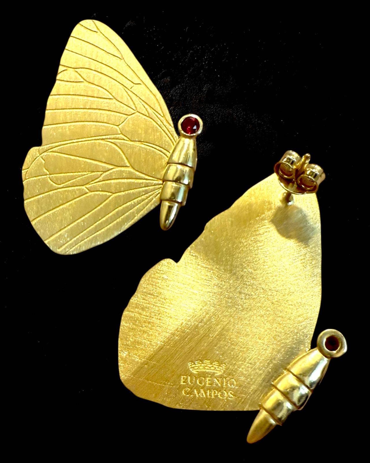 Brincos Borboleta em Prata Dourada