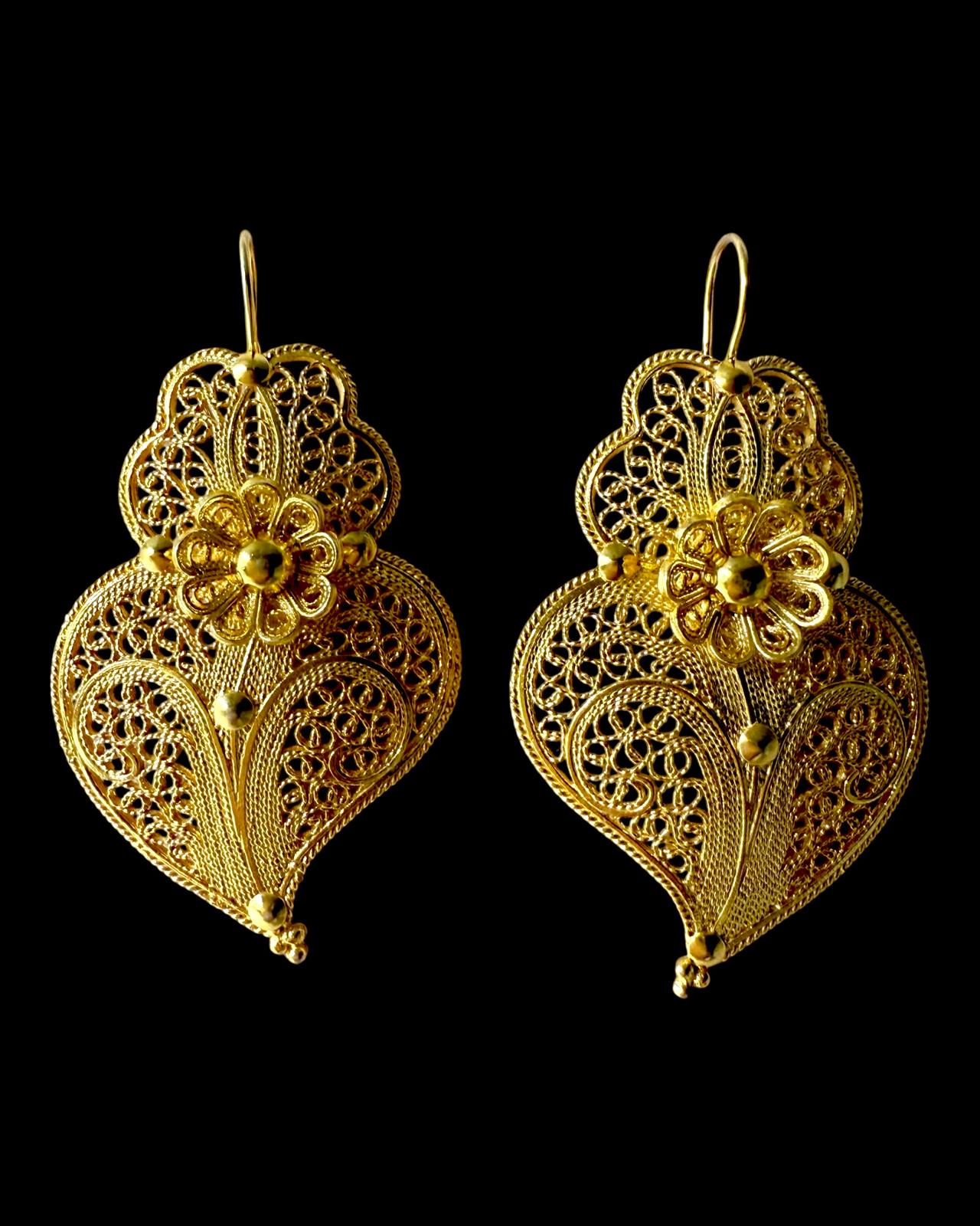 Viana Heart Earrings in Gold Plated Silver