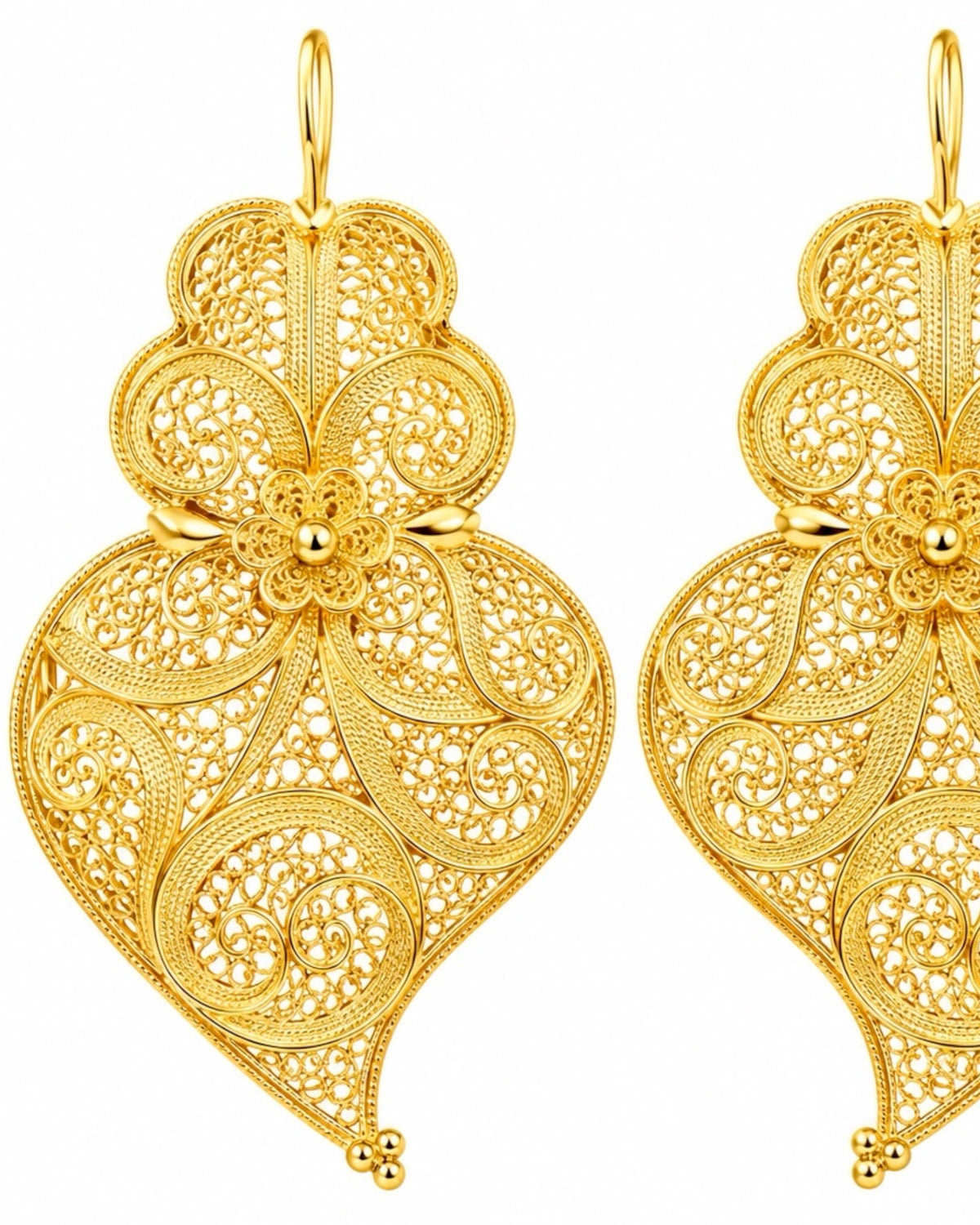 Viana Heart Earrings in Rose Silver
