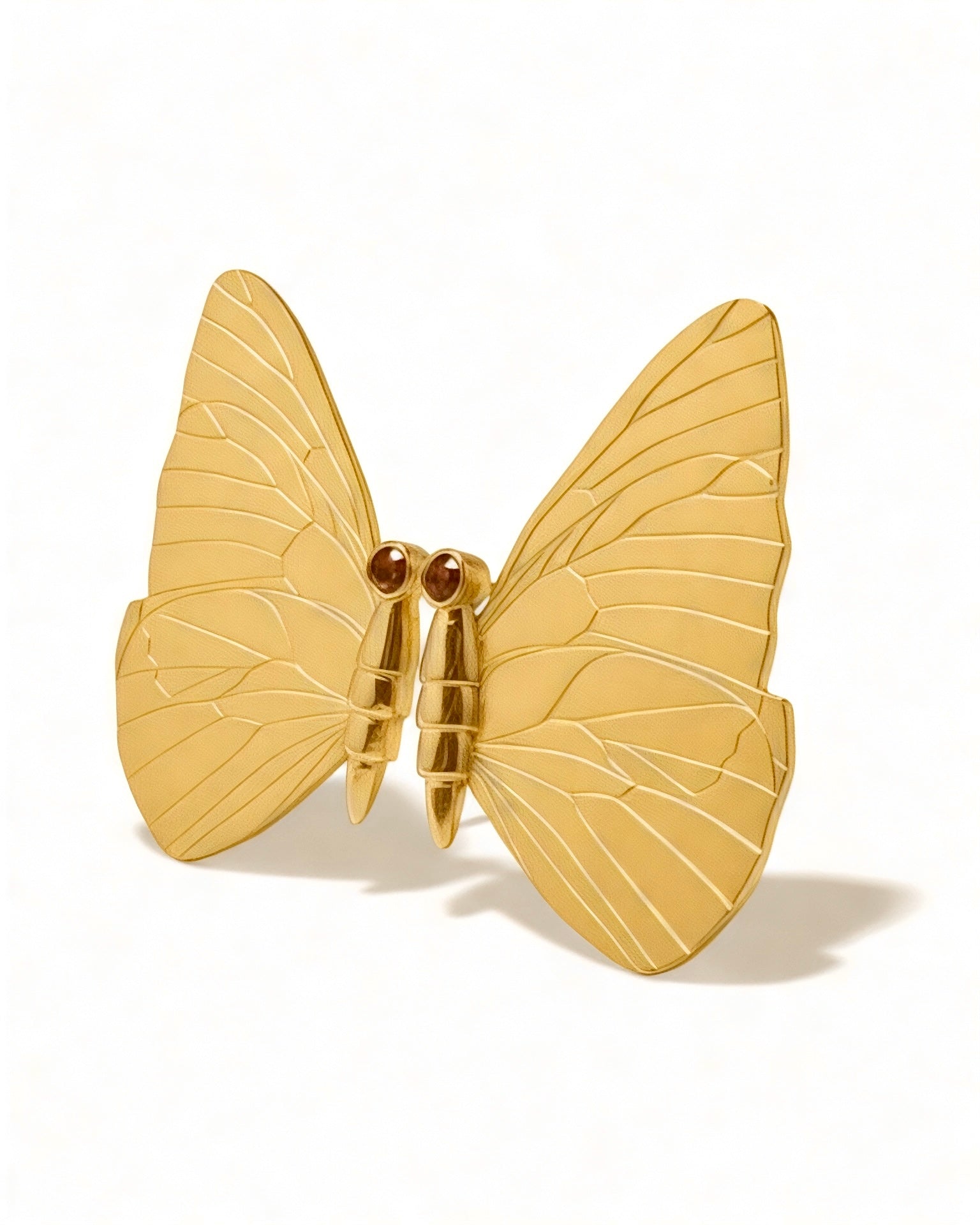 Brincos Borboleta em Prata Dourada