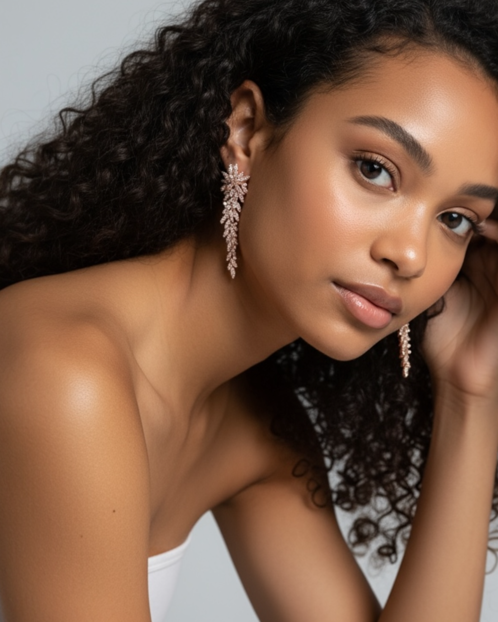 Brincos Flores em Prata Dourada