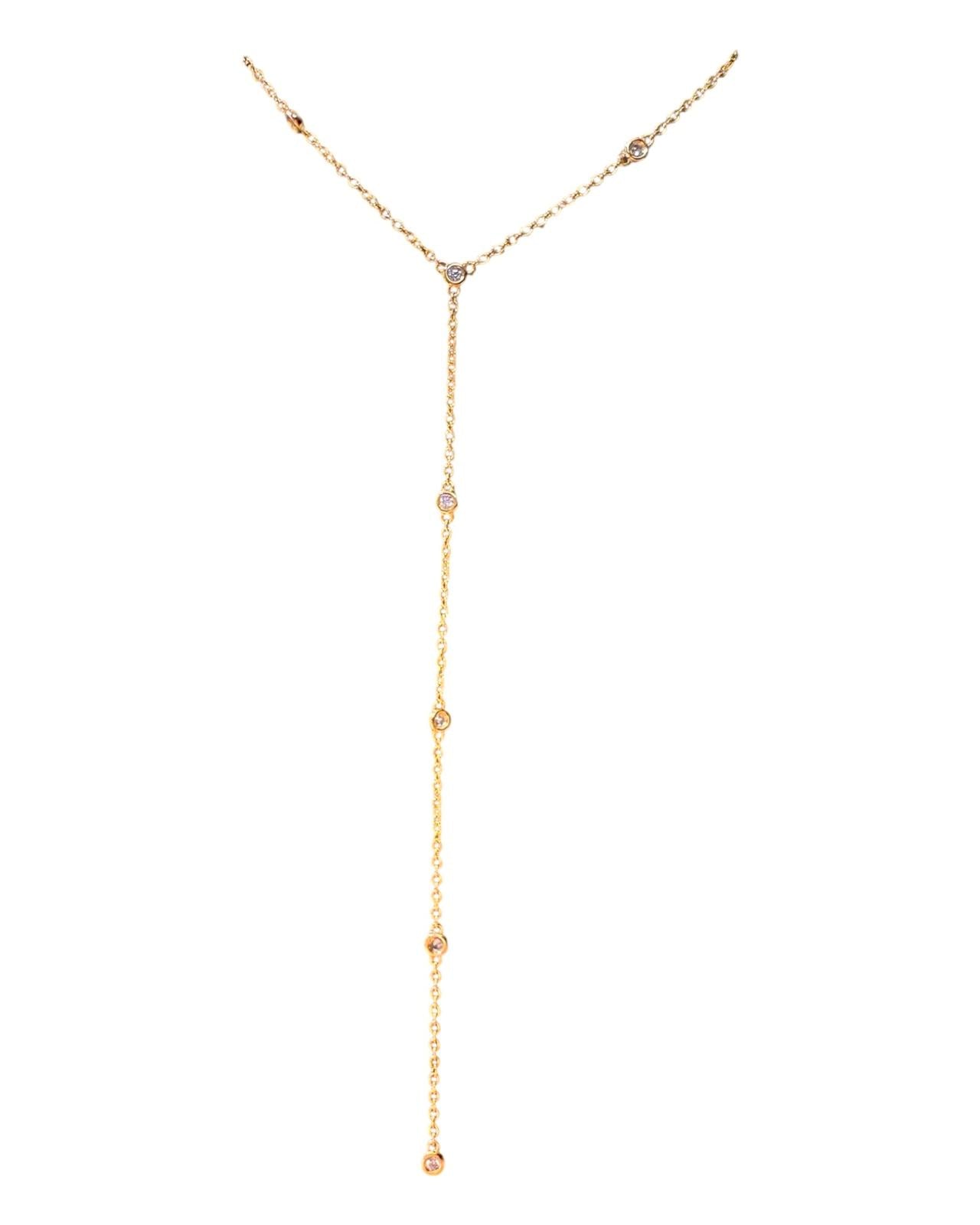 Colar Decote Elegante em Prata Dourada