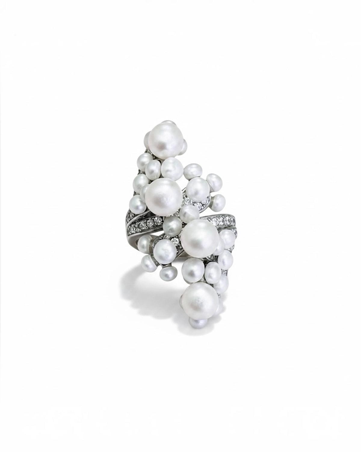 Pearl Ring with Silver Sparkles